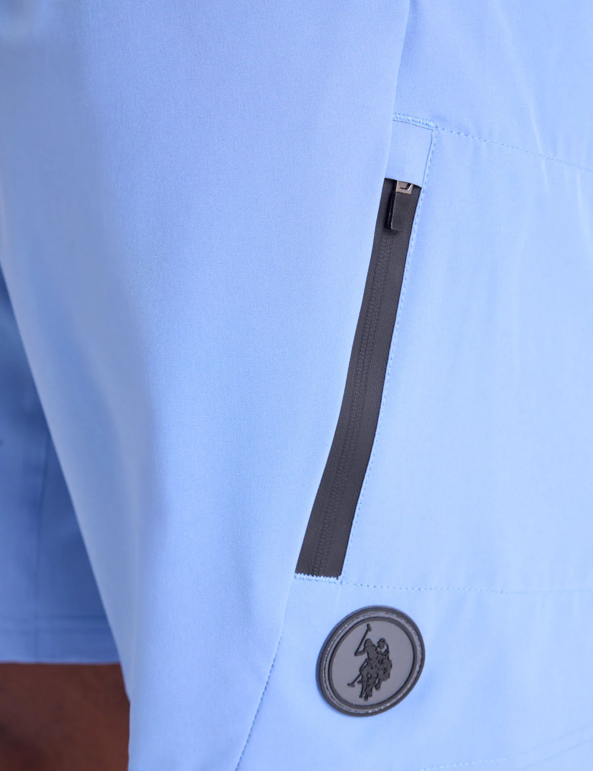 8.5" ZIP CARGO SWIM SHORTS - Image 3