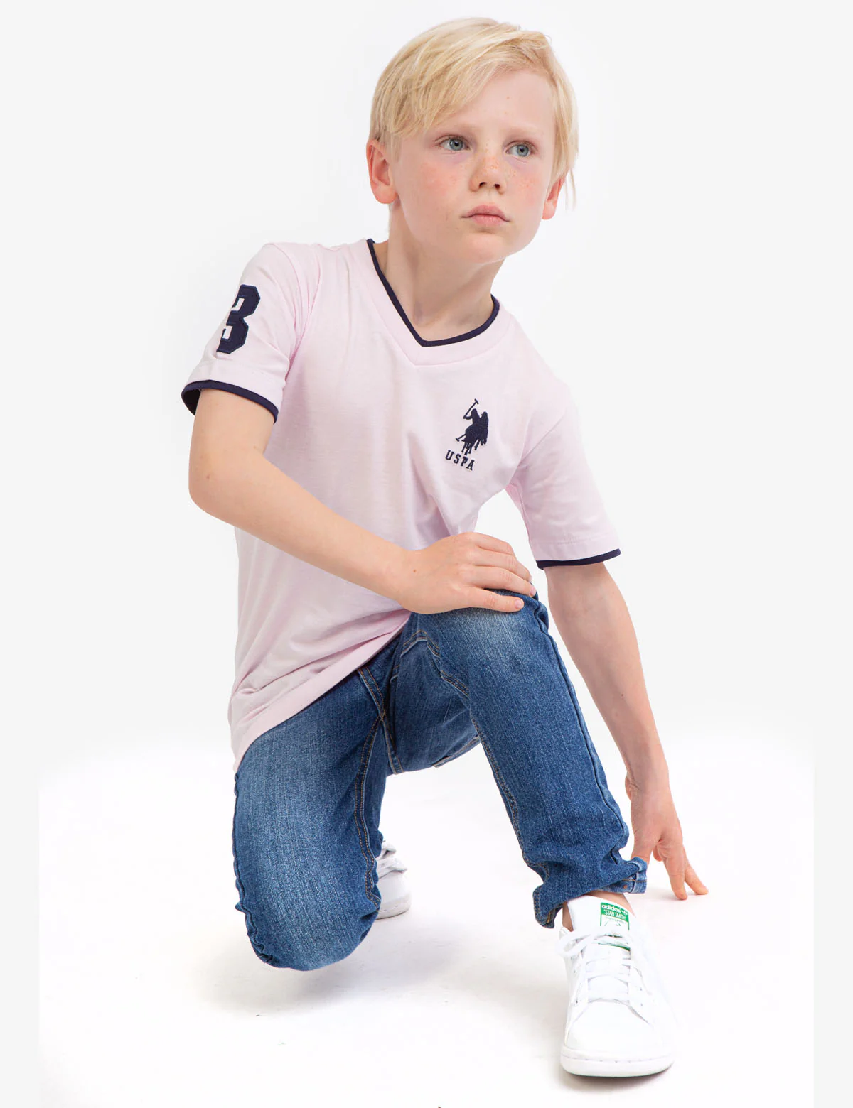 BOYS BASIC V-NECK T-SHIRT - Image 18
