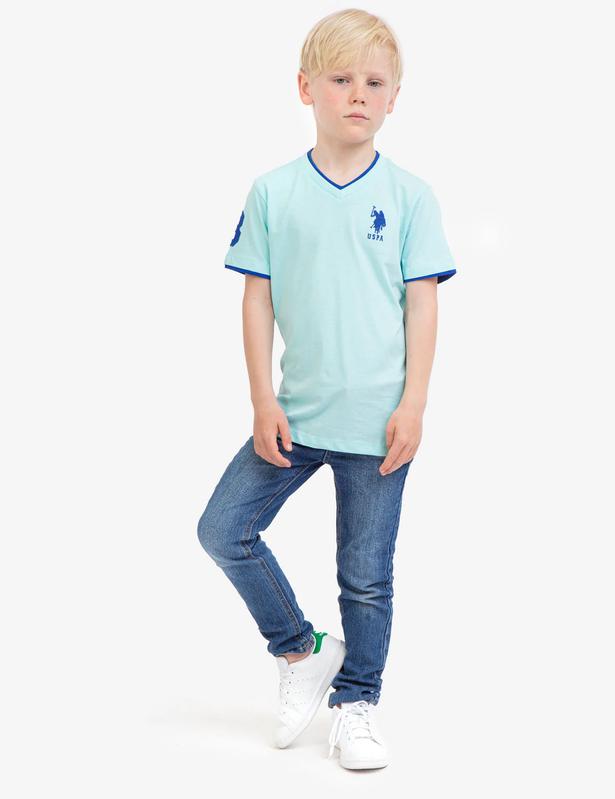 BOYS BASIC V-NECK T-SHIRT - Image 2