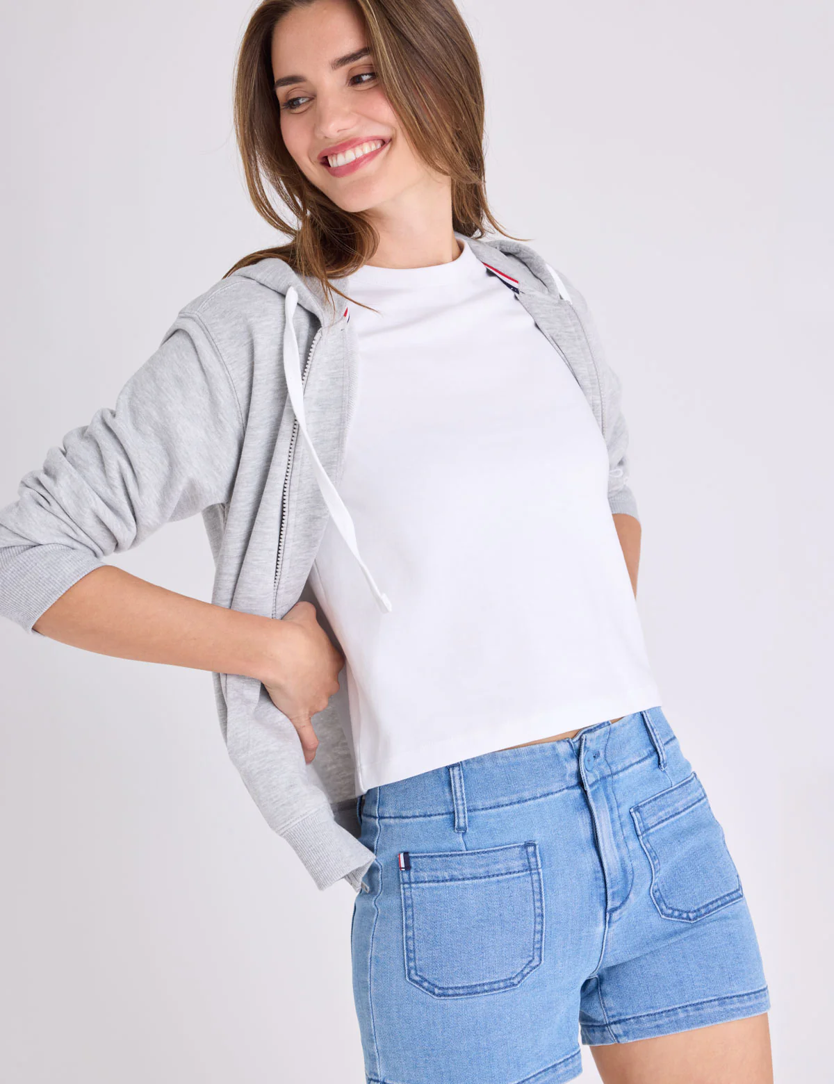 CHAMBRAY PATCH POCKET SHORTS