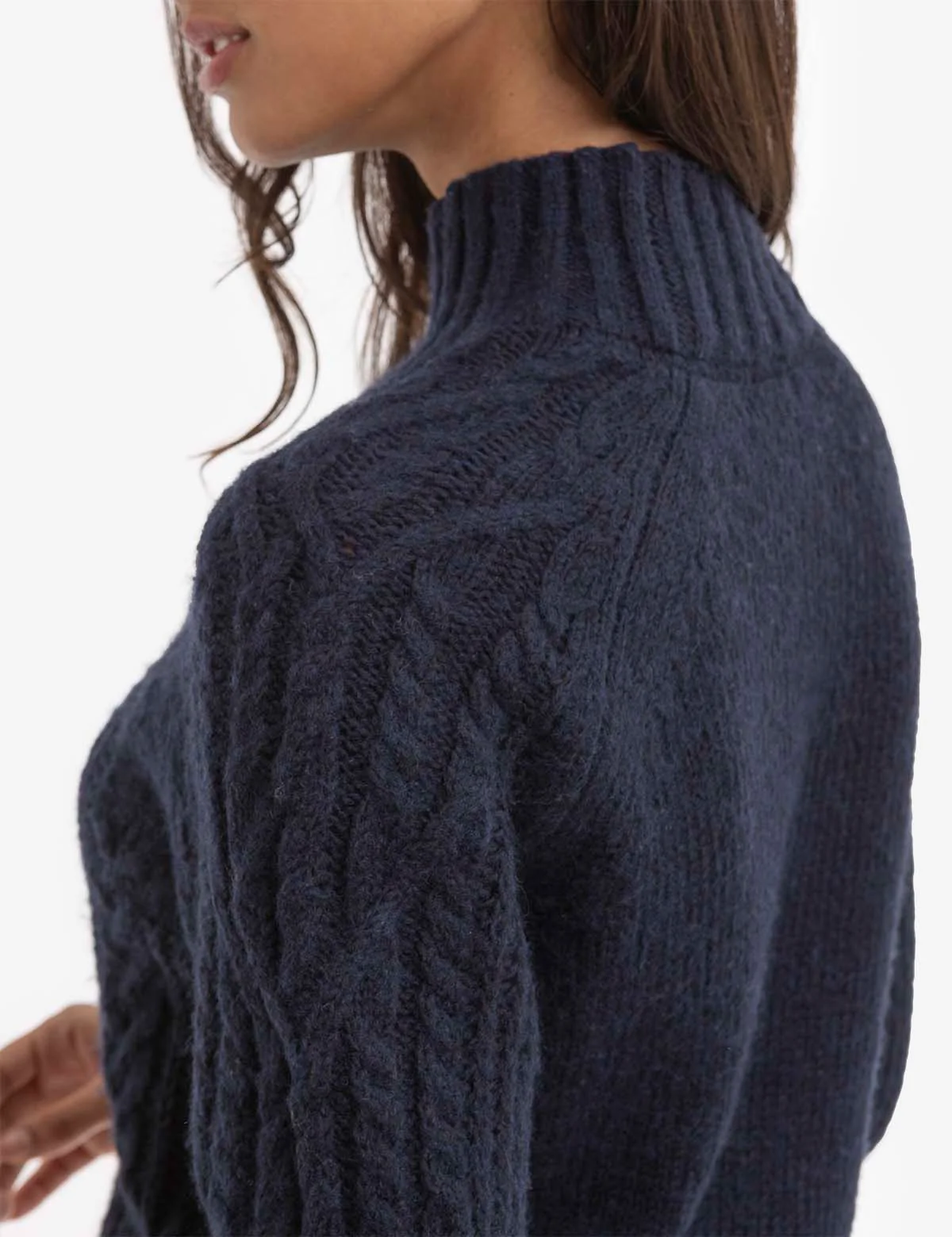 CHUNKY MOCK NECK CABLE SWEATER - Image 3
