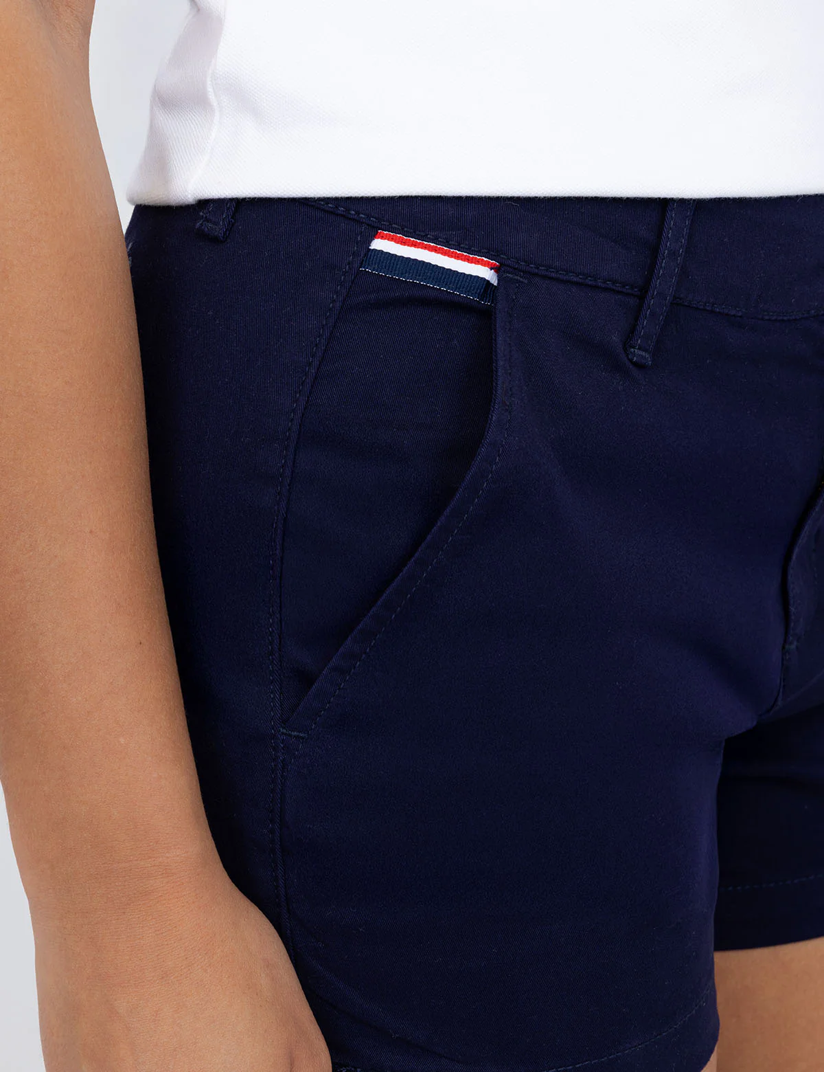 CLASSIC CHINO SHORT - Image 12