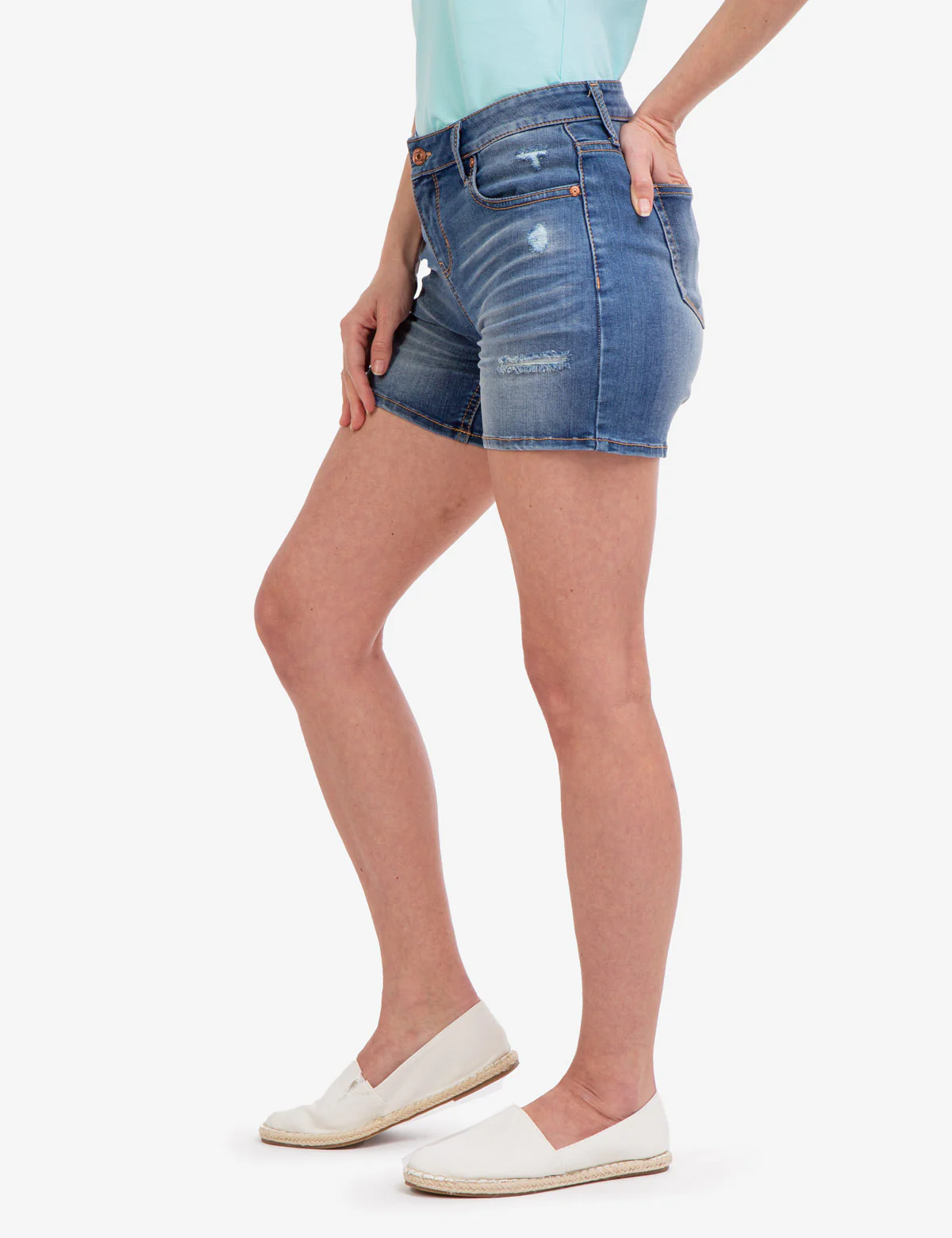 CLASSIC MID RISE DENIM SHORTS - Image 4