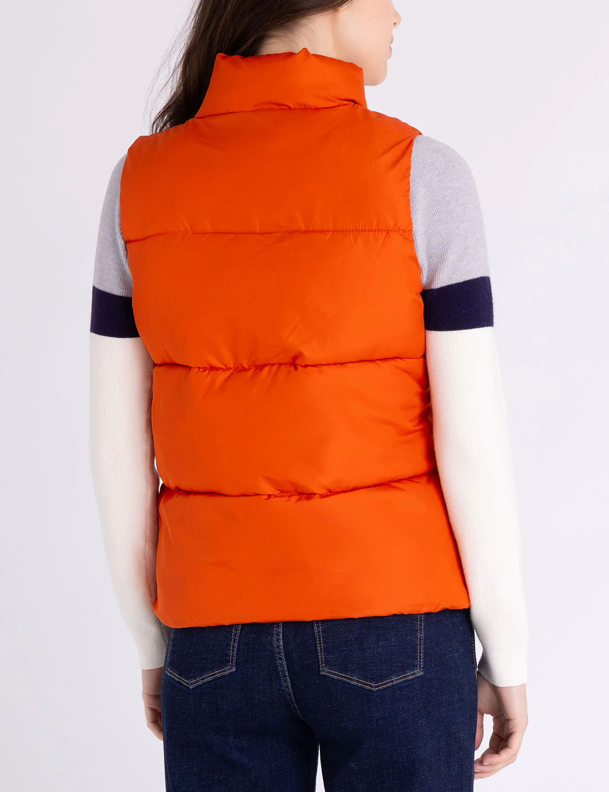 CLASSIC PUFFER VEST WITH ZIP POCKETS - Image 4