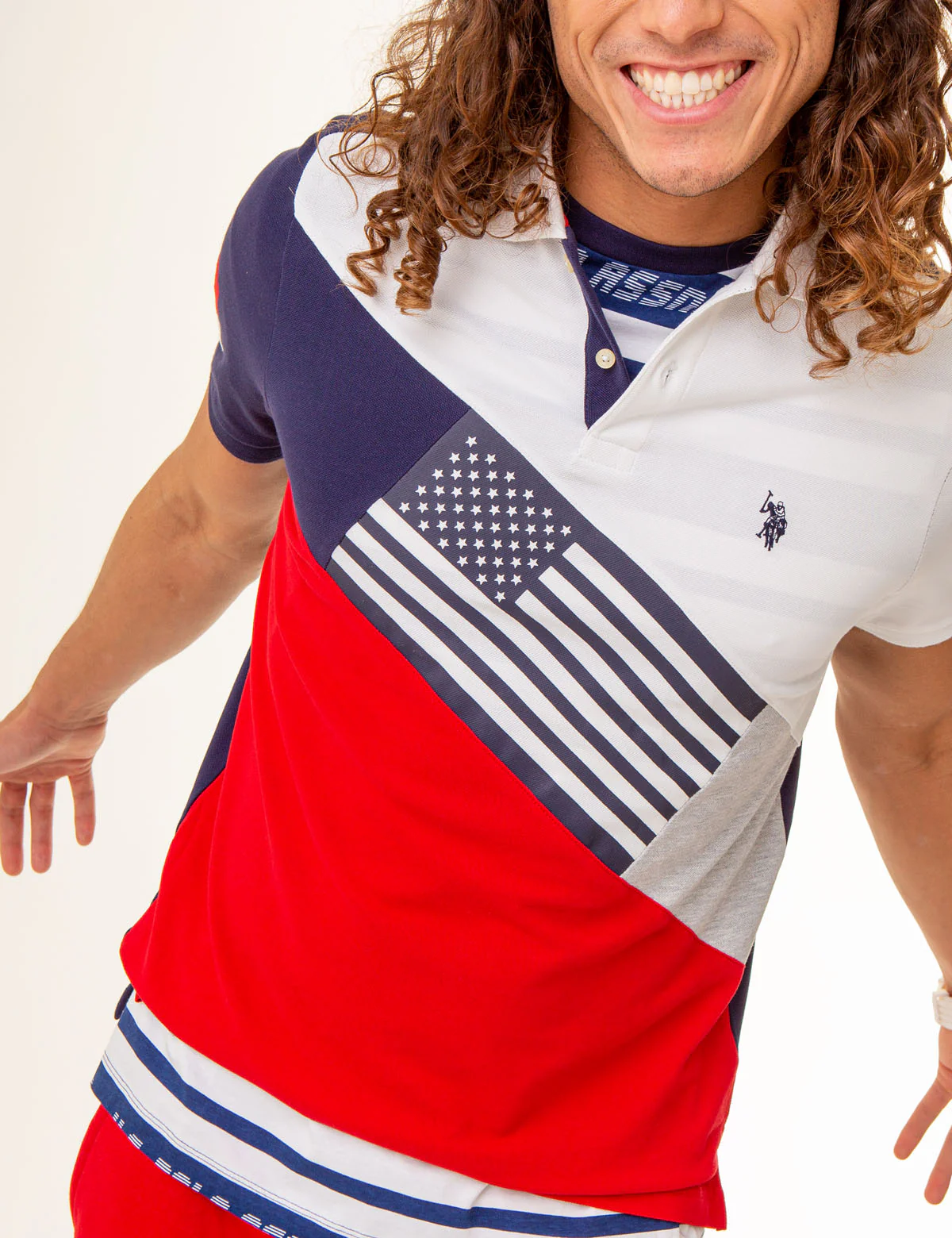 COLORBLOCK FLAG GRAPHIC PIQUE POLO SHIRT - Image 2
