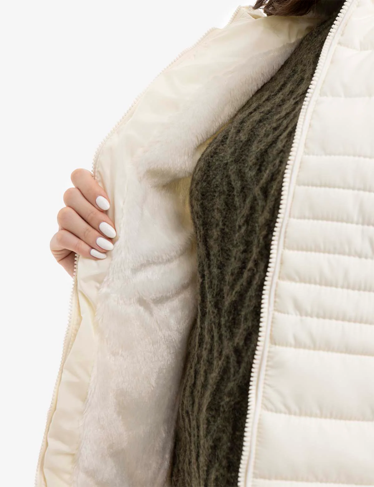 COZY QUILTED HOODED PUFFER JACKET - Image 6