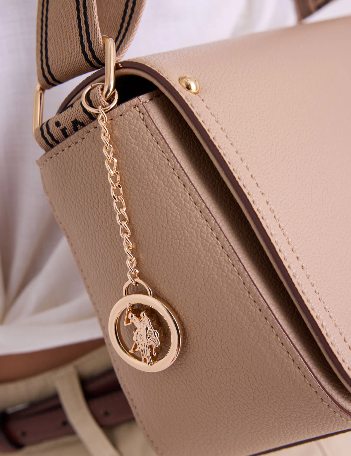 DECORATIVE TURNLOCK SHOULDER BAG - Image 2