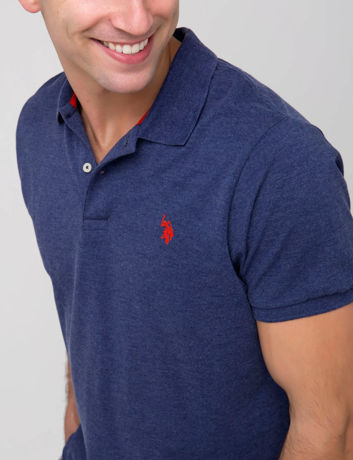 ESSENTIAL POLO SHIRT