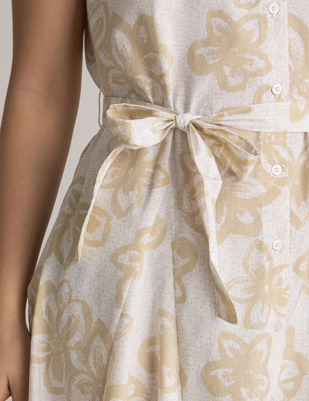 FIT AND FLARE FLORAL POPLIN DRESS - Image 4