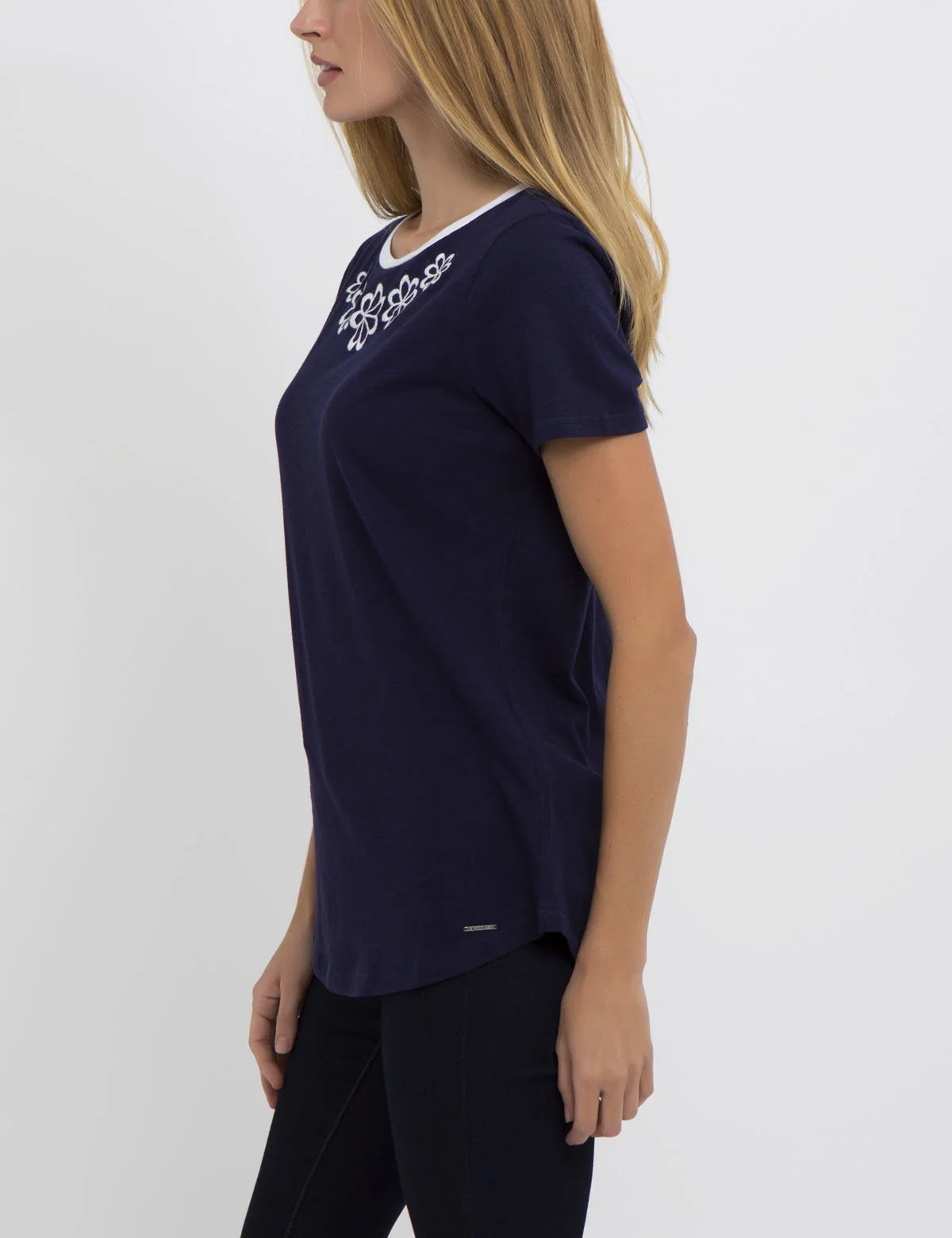 FLORAL DETAIL T-SHIRT - Image 7