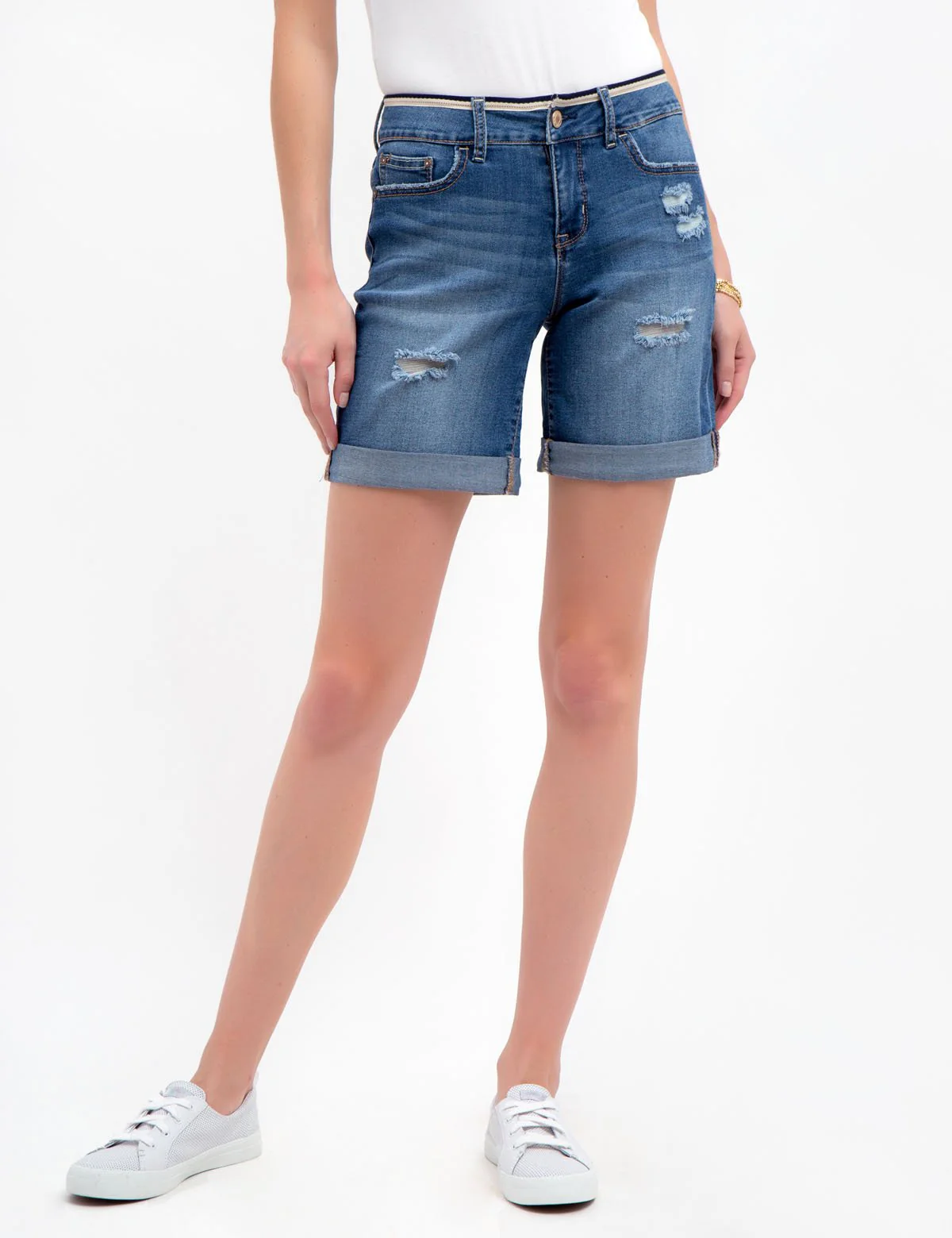 DENIM SHORTS WITH DETAILED WAIST