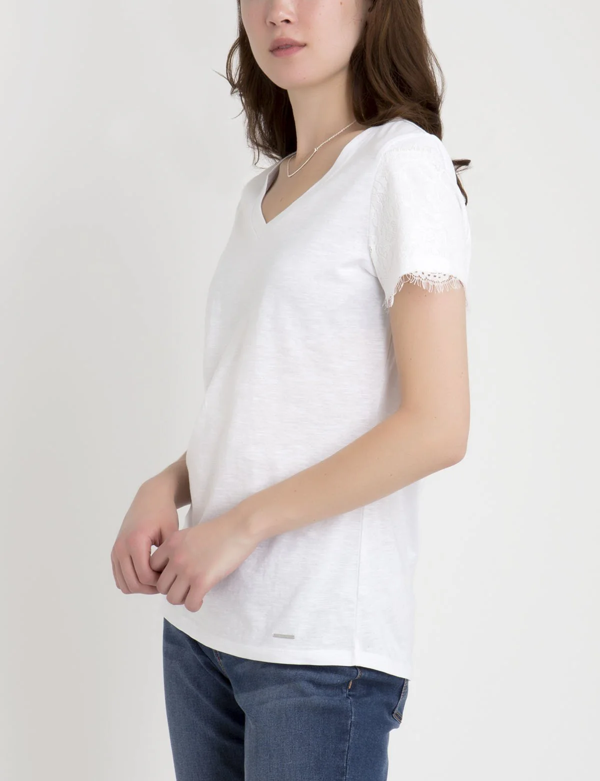 LACE SLEEVE V-NECK T-SHIRT - Image 8