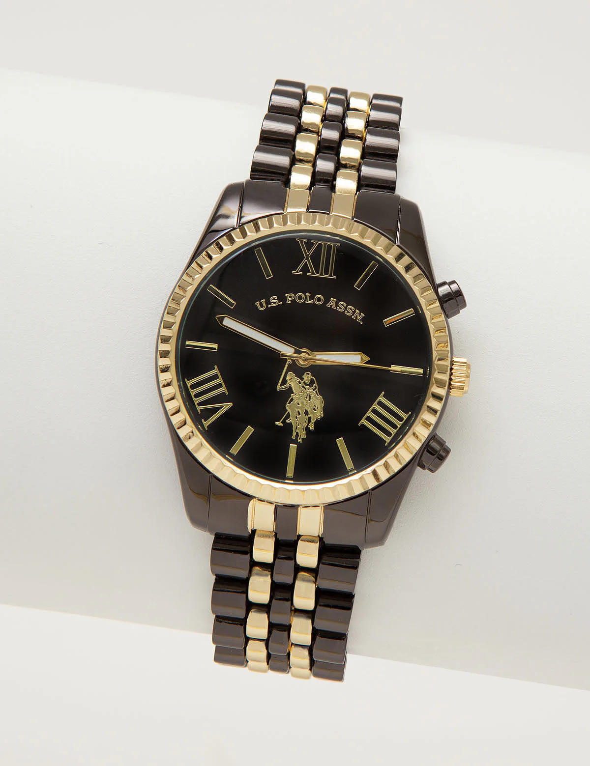 LADIES BLACK AND GOLD BRACELET WATCH