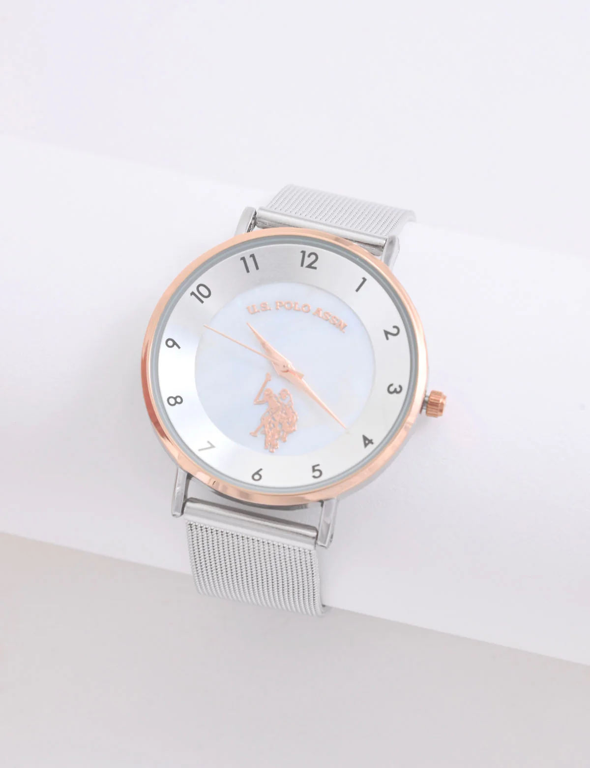 LADIES SILVER MESH STRAP WATCH