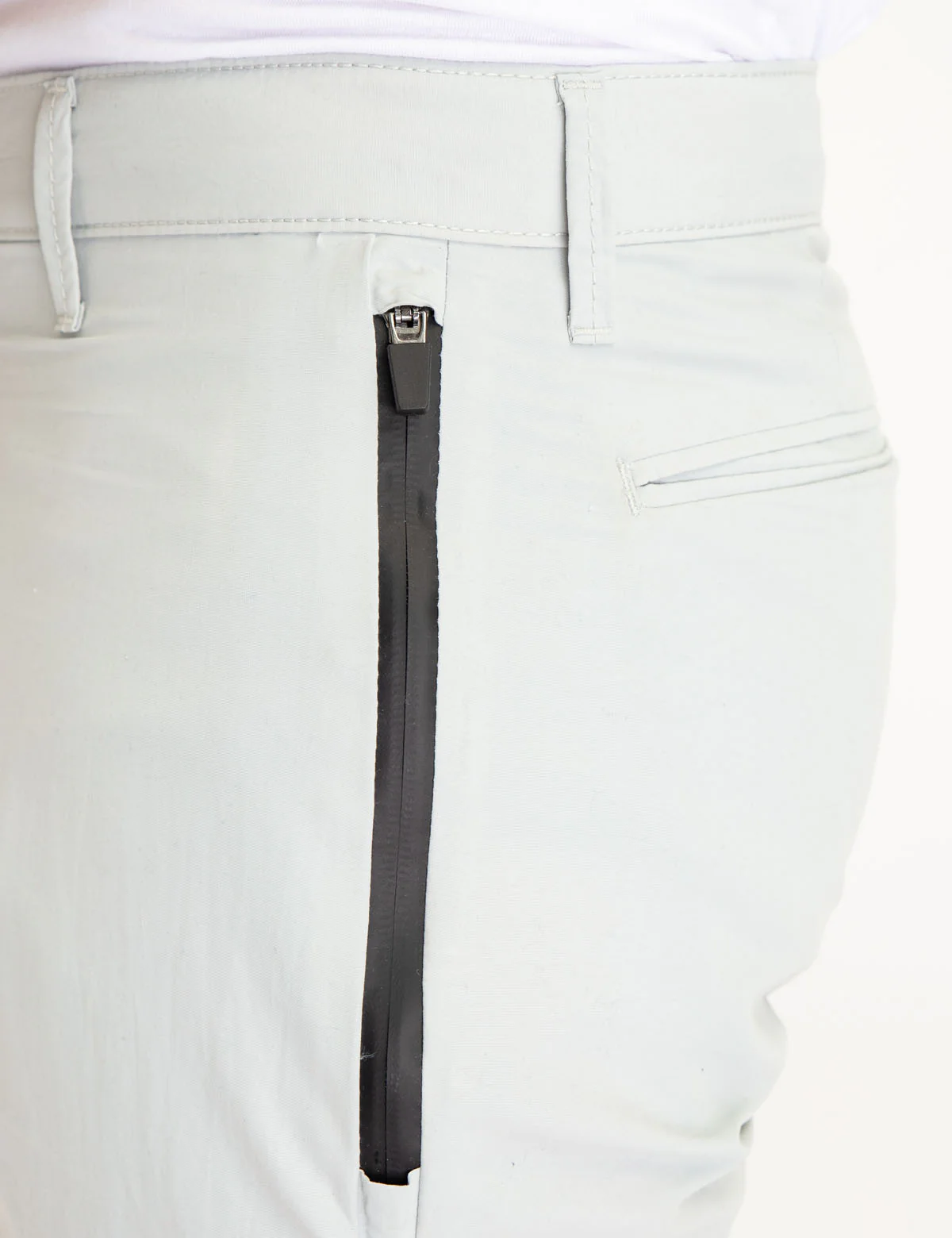 MASON SPORT ZIP UP SHORTS - Image 5