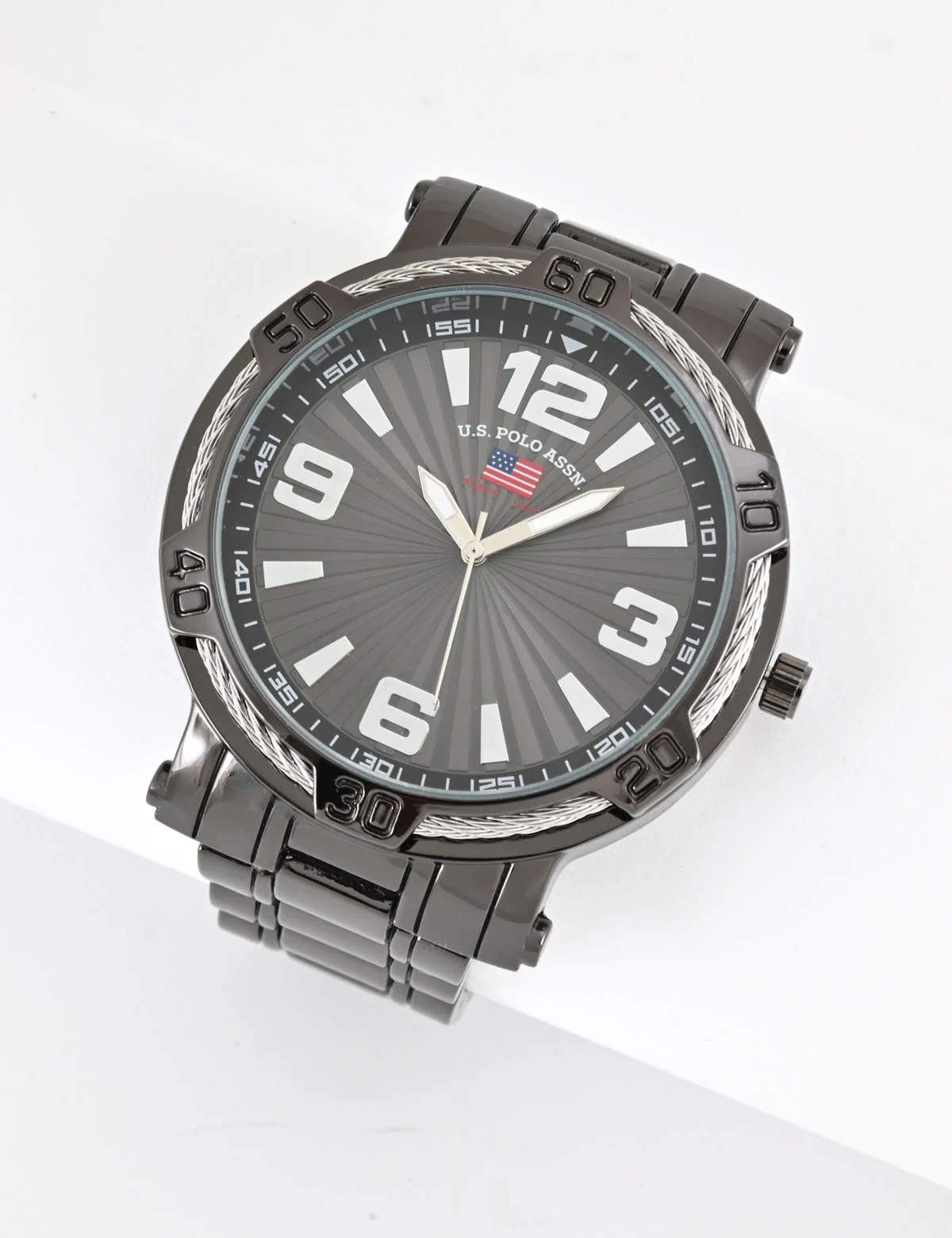 MEN'S BLACK BRACELET WATCH W ROPE BEZEL DETAIL