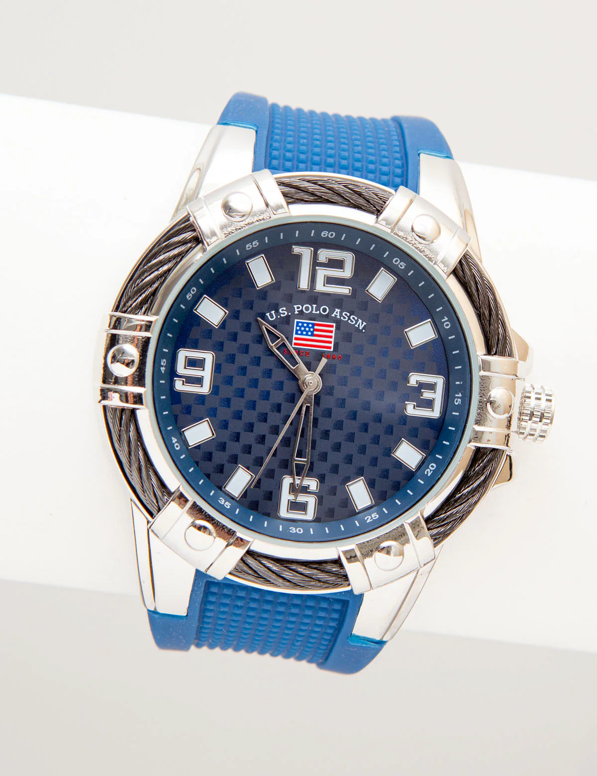 MEN'S BLUE RUBBER STRAP WATCH WITH ROPE BEZEL