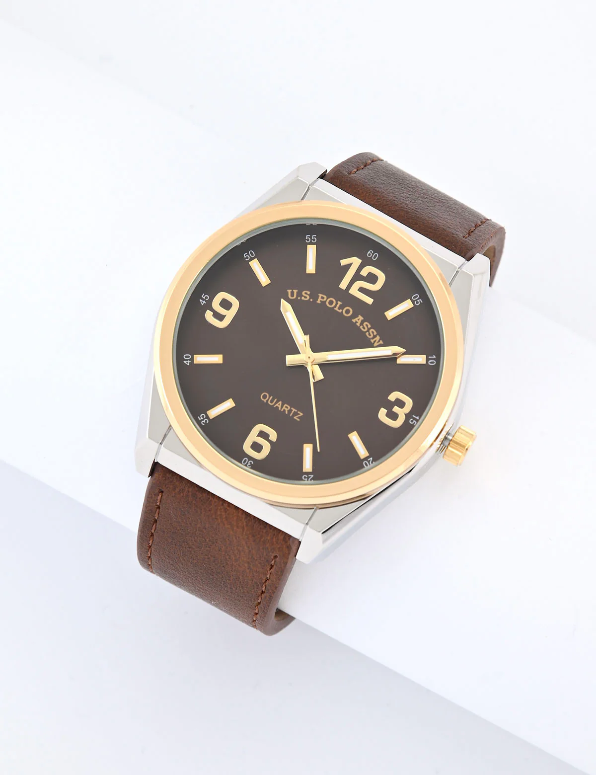 MENS CLASSIC BROWN STRAP WATCH
