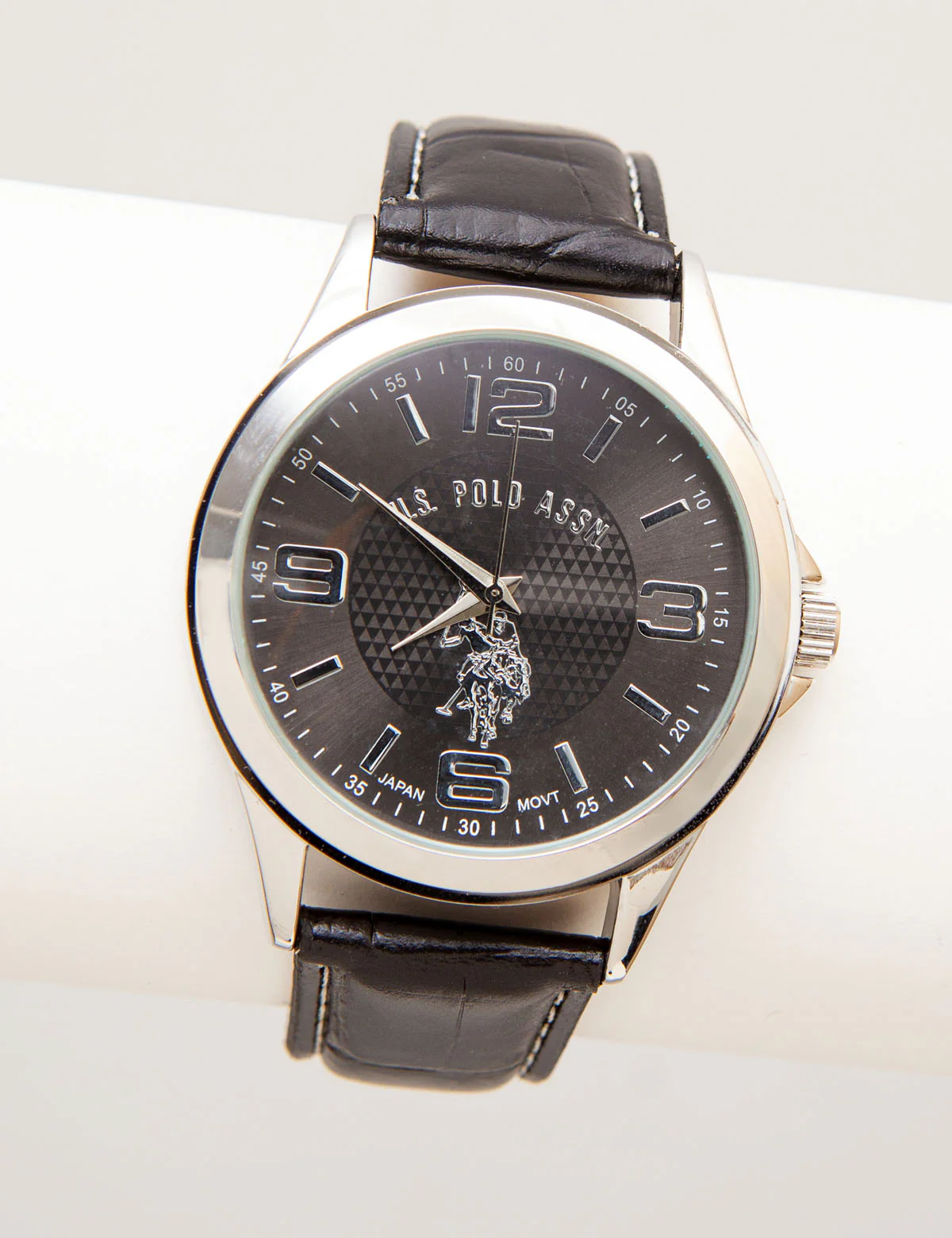 MEN'S WATCH, KEY CHAIN, AND MONEY CLIP SET - Image 2