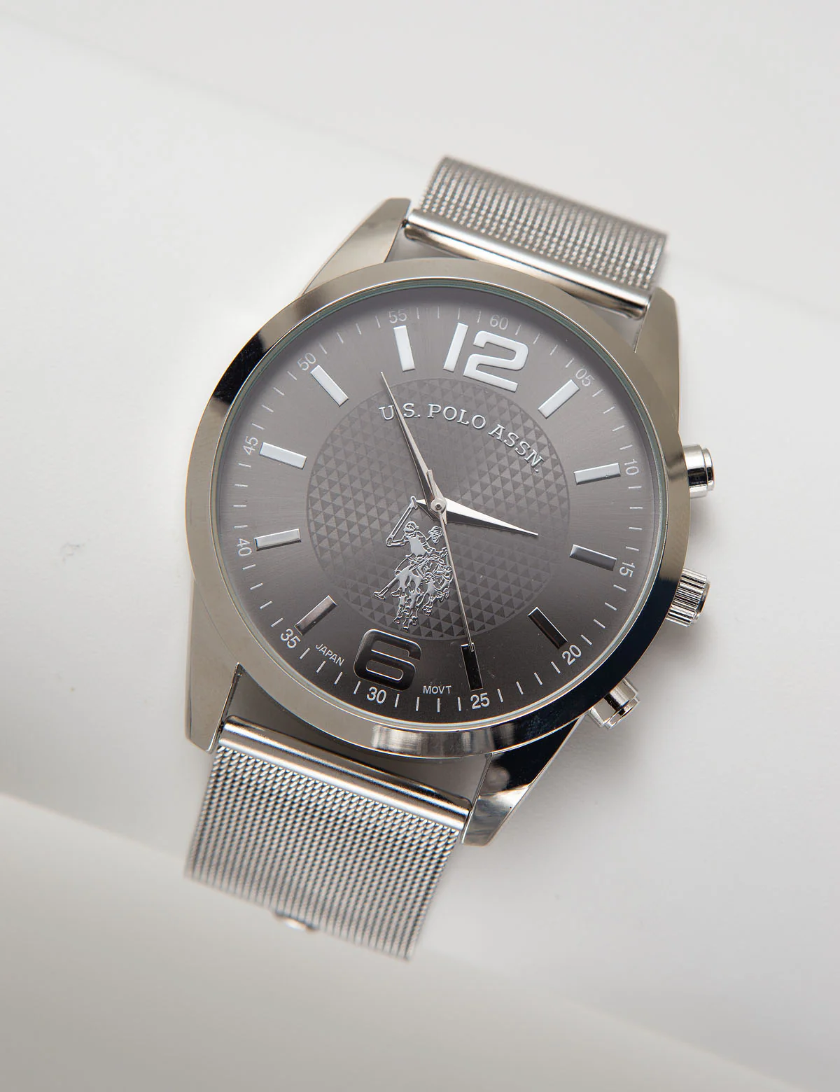 HIS AND HERS MESH STRAP WATCH SET - Image 2