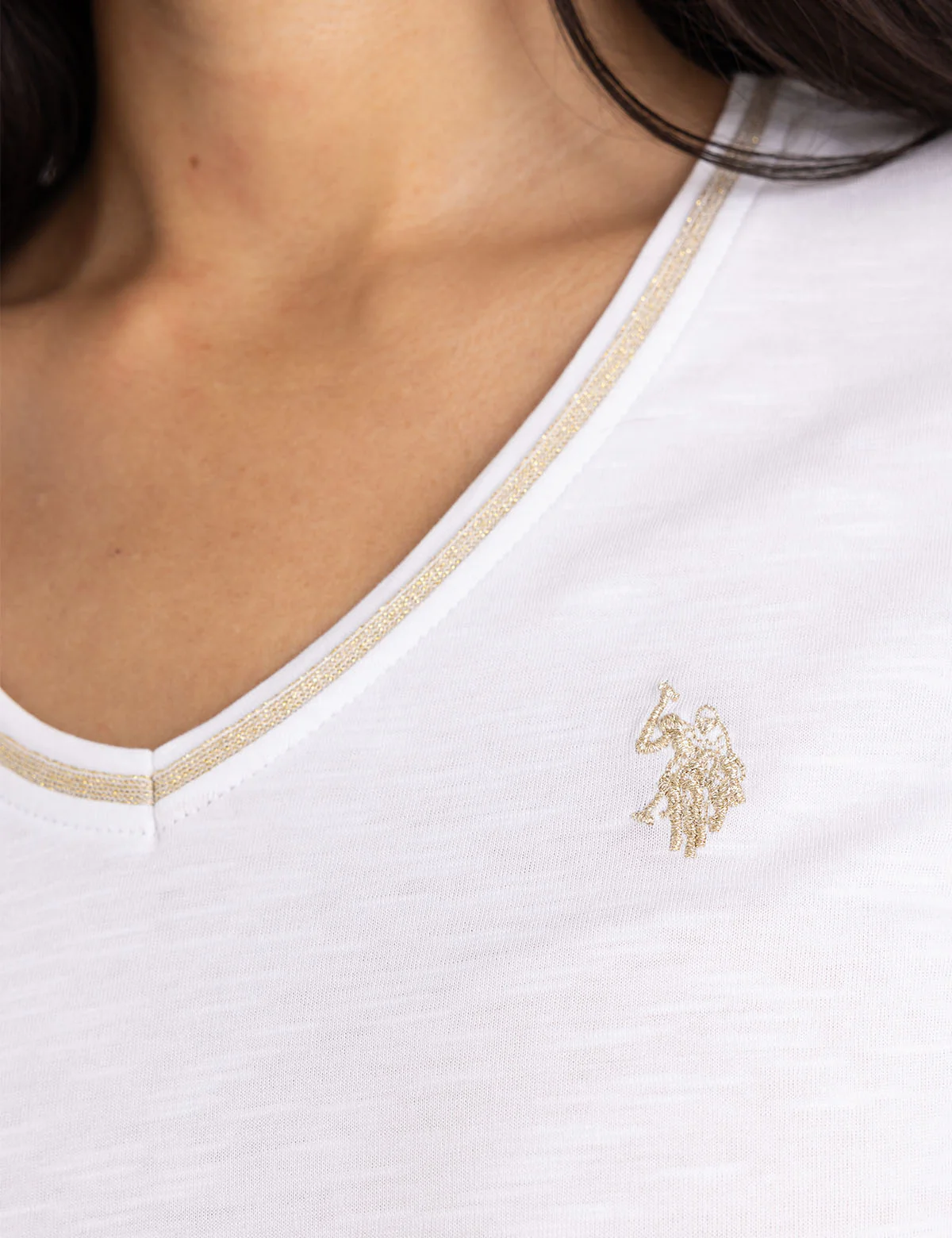 METALLIC TRIM V-NECK T-SHIRT - Image 2