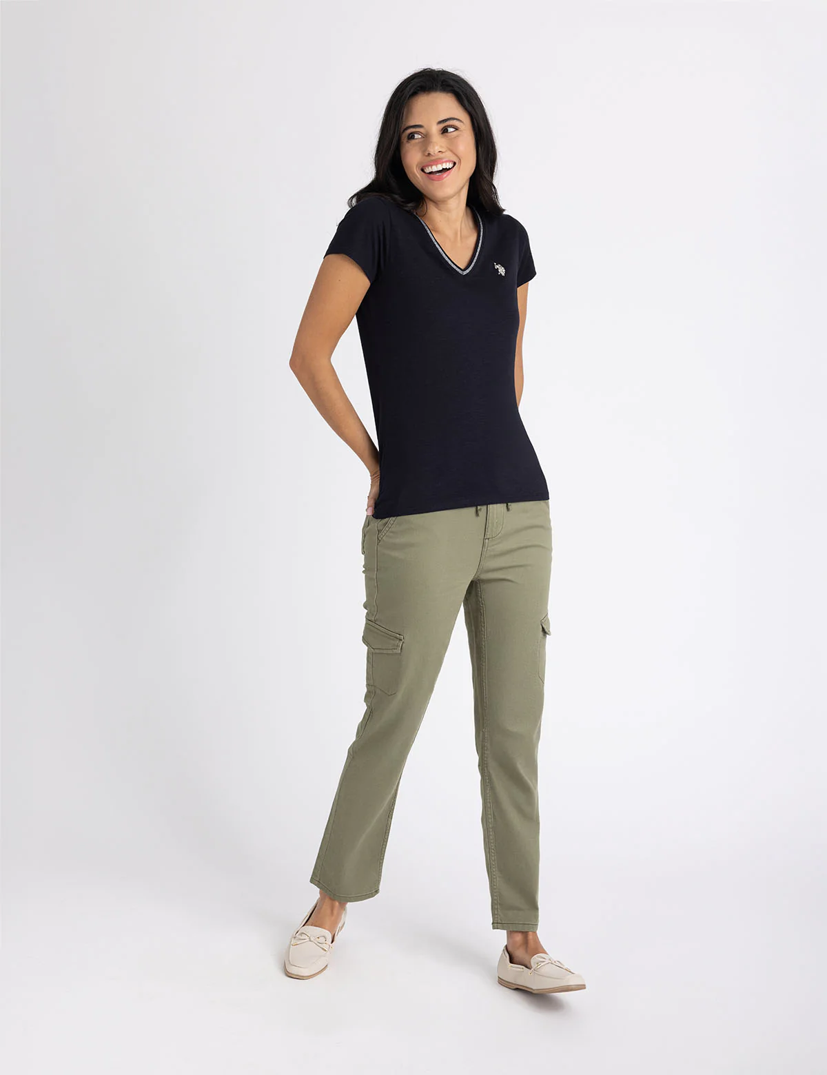 METALLIC TRIM V-NECK T-SHIRT - Image 7