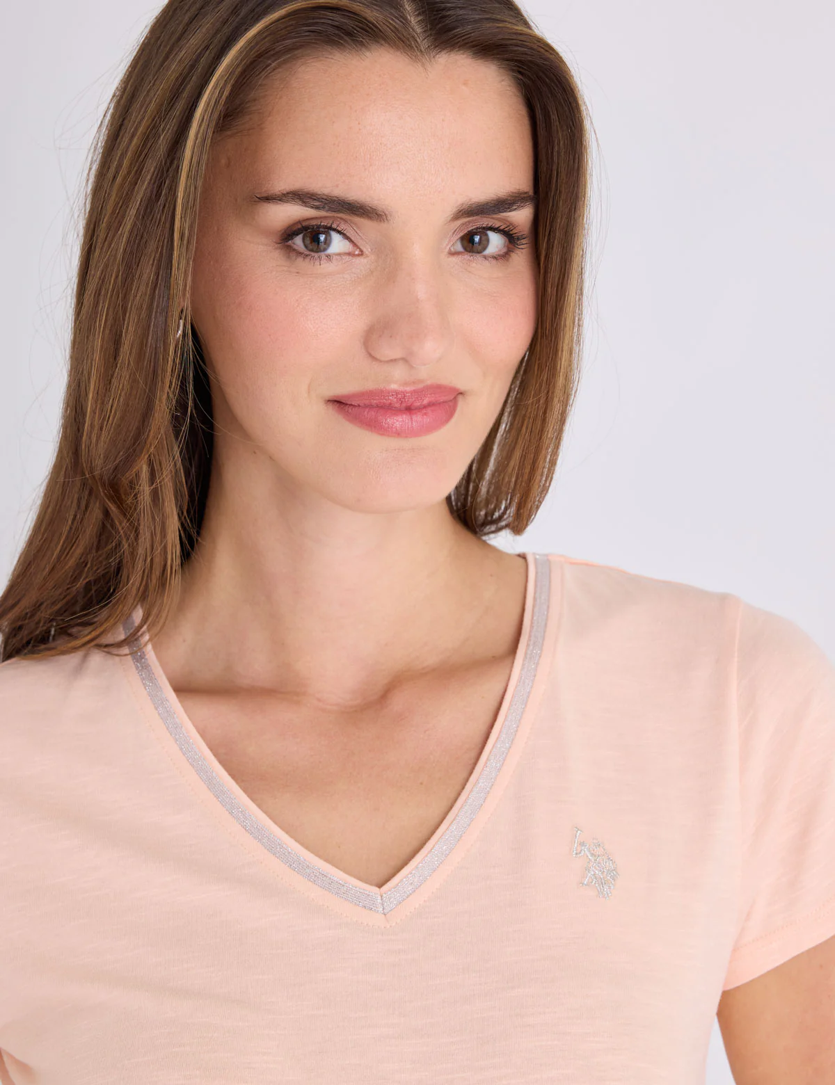 METALLIC TRIM V-NECK T-SHIRT - Image 6