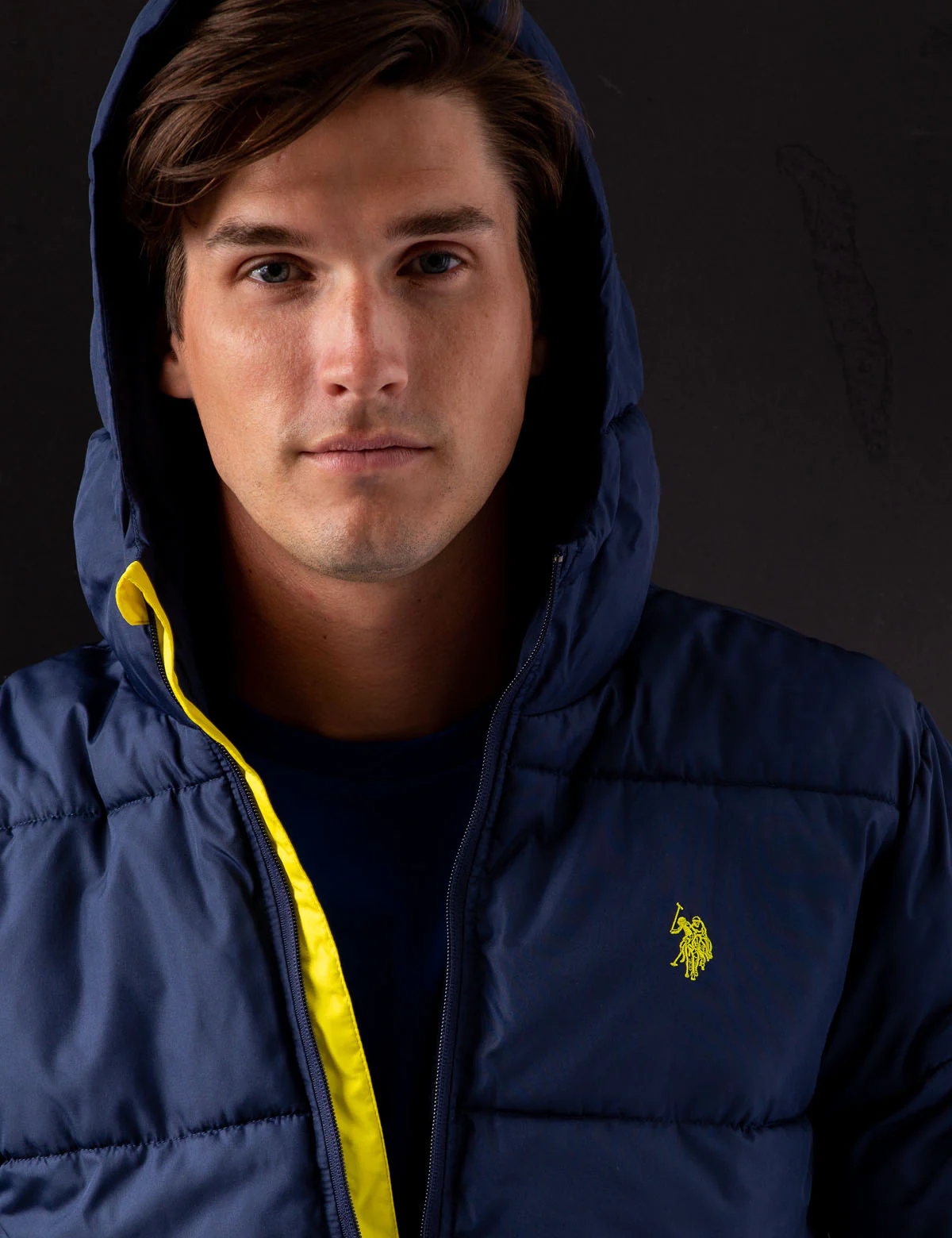 MODERATE HOODED PUFFER JACKET - Image 9