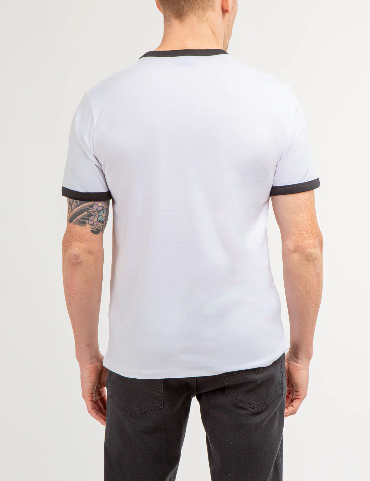 NEW YORK CITY GRAPHIC RINGER T-SHIRT - Image 3