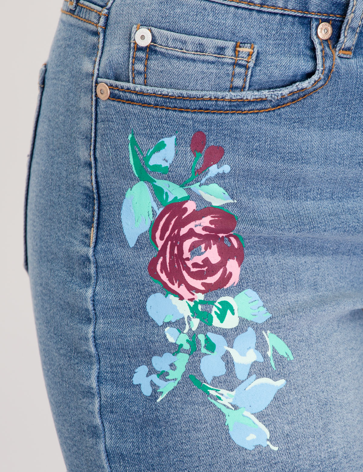 PAINTED FLORAL DENIM SHORTS - Image 6