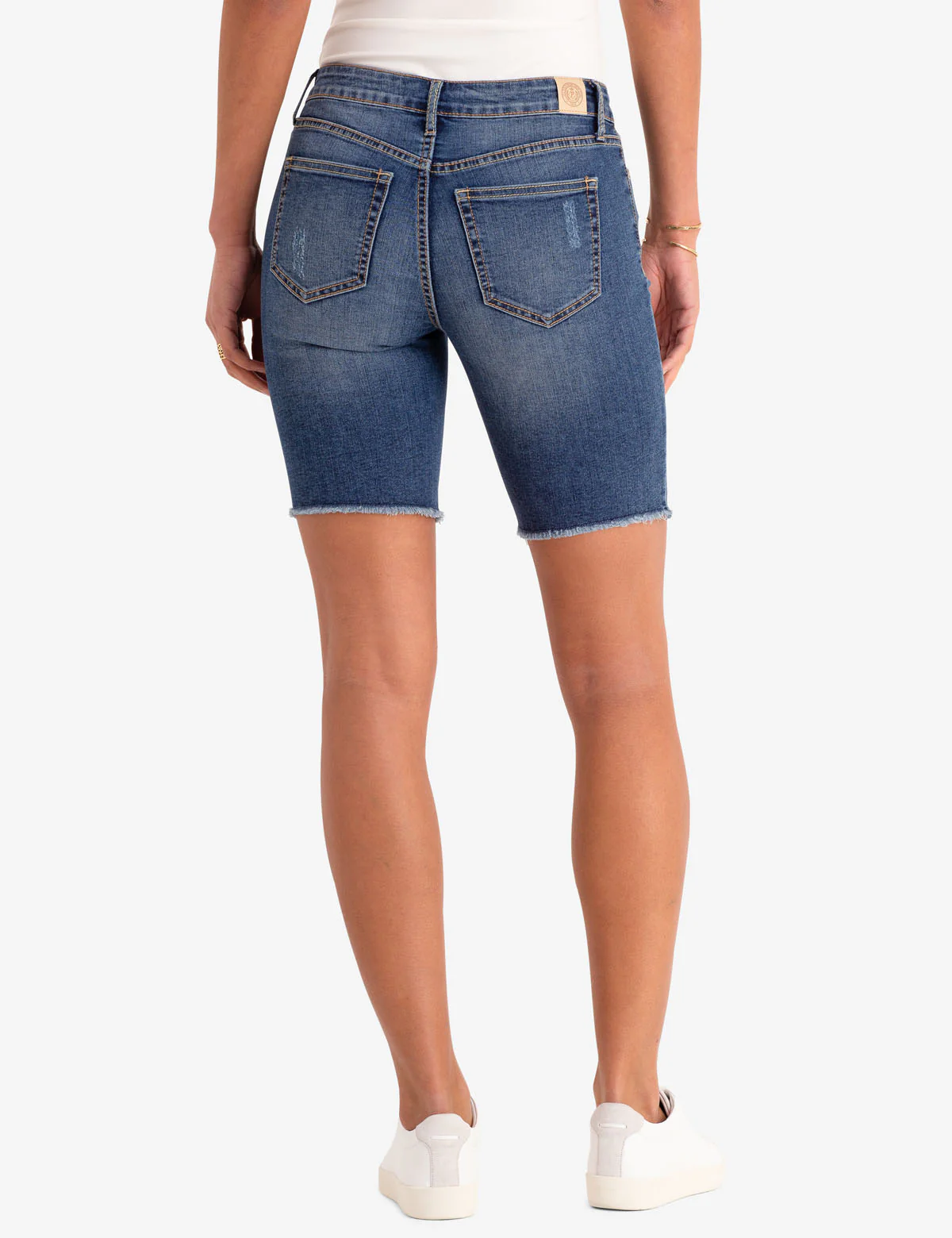 PATCH FLORAL SHORTS - Image 3