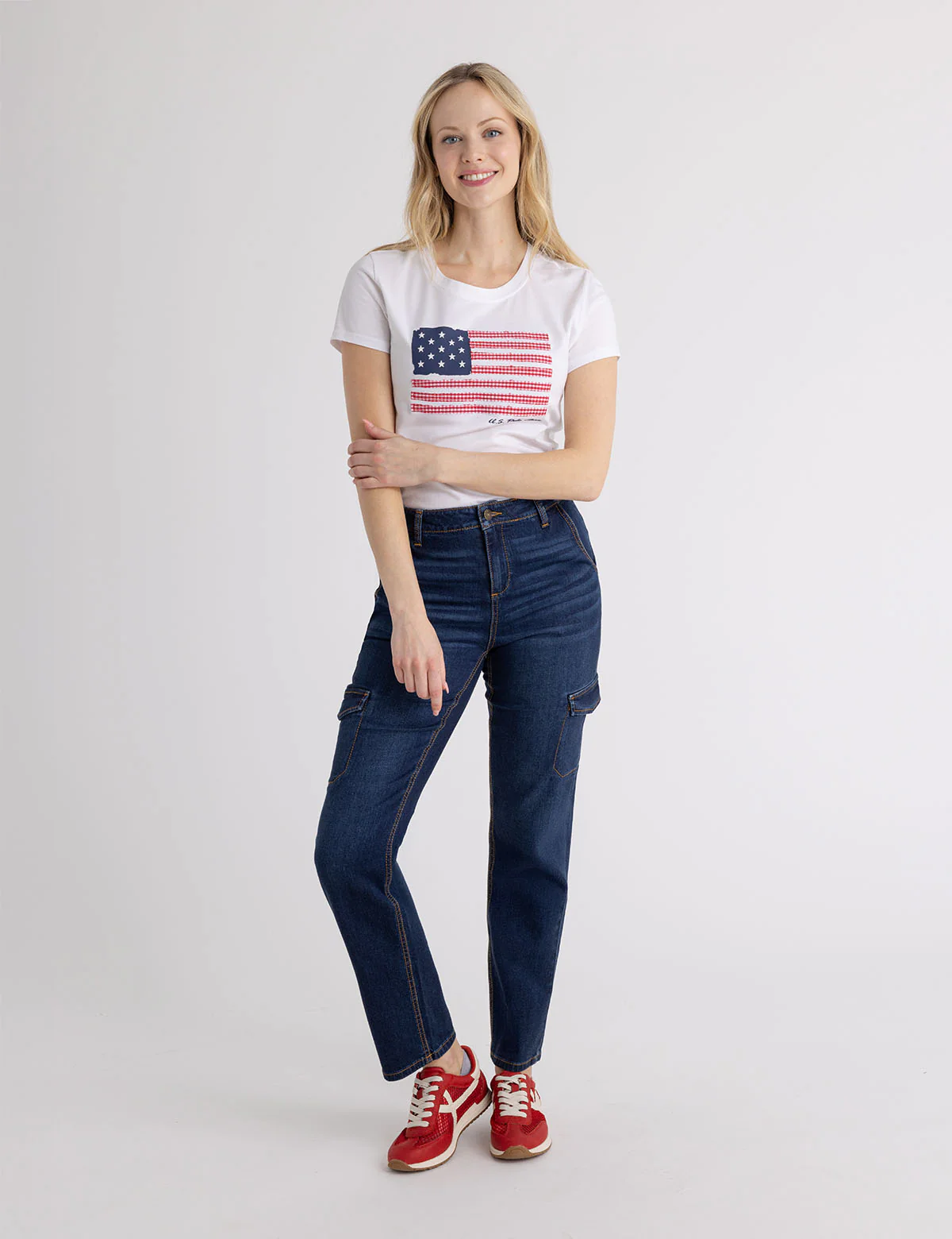 PATCH WORK FLAG SCOOP T-SHIRT - Image 2