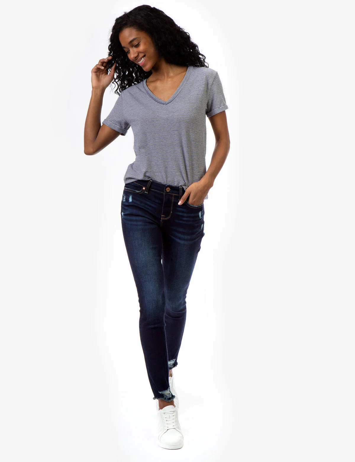 PLUSH HACCI V-NECK TOP - Image 2