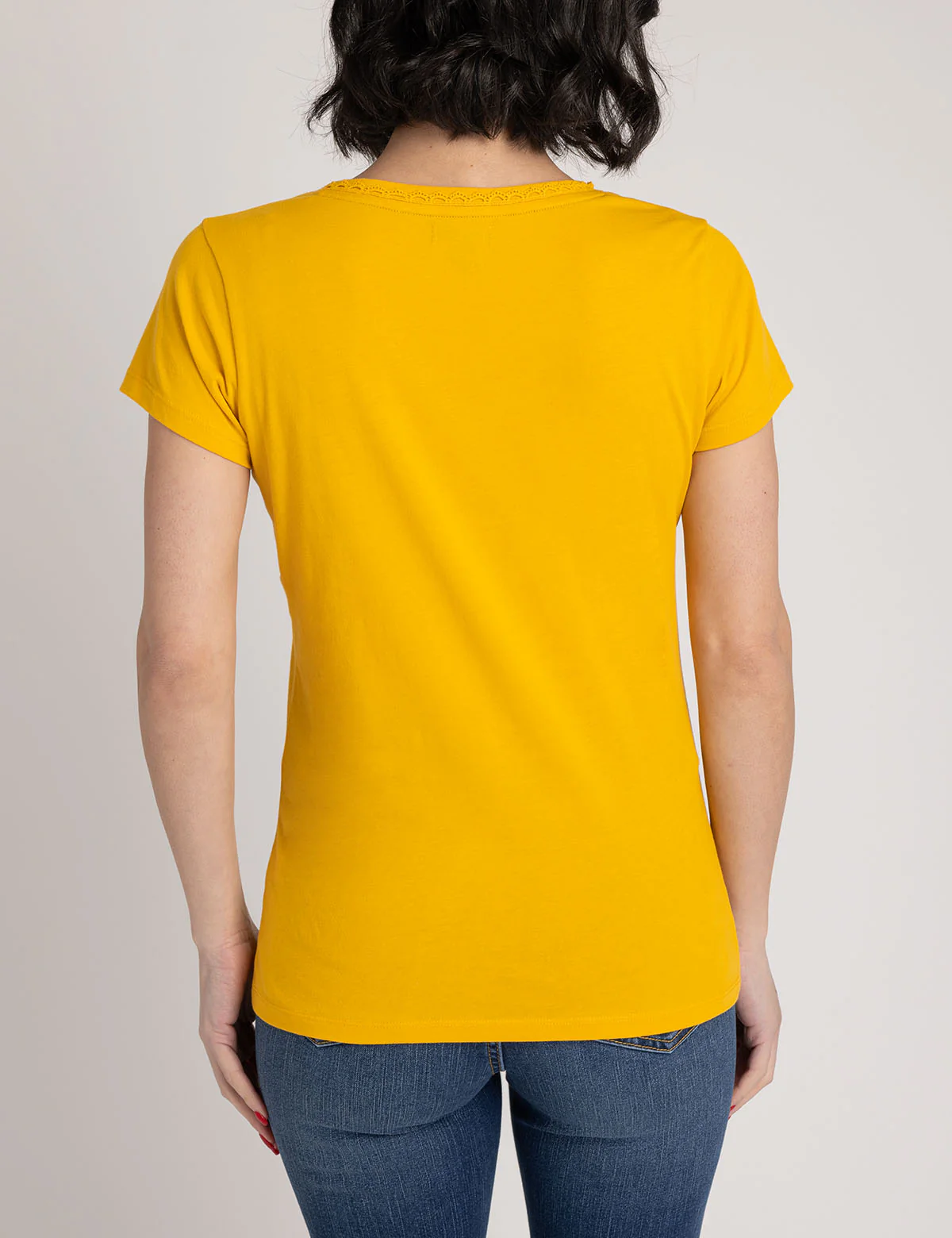 SCALLOP TRIM V-NECK T-SHIRT - Image 4
