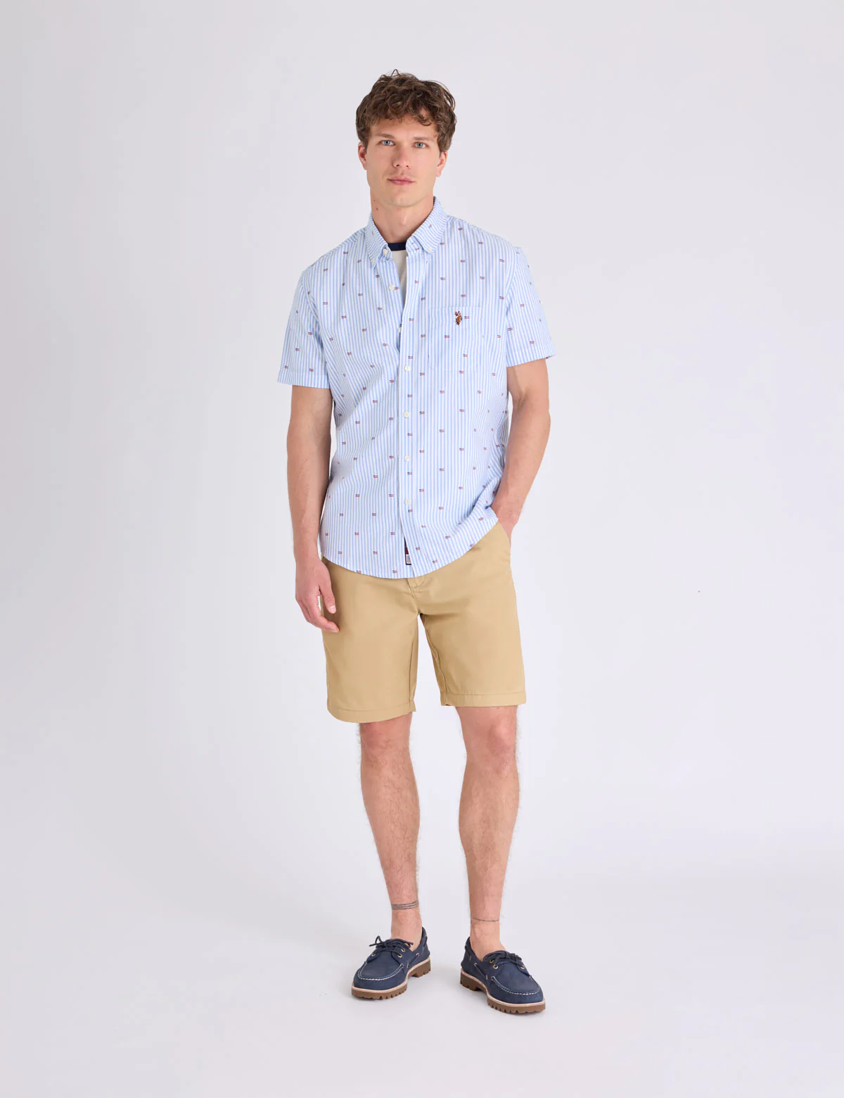 SHORT SLEEVE ALLOVER FLAG PRINT OXFORD SHIRT - Image 2
