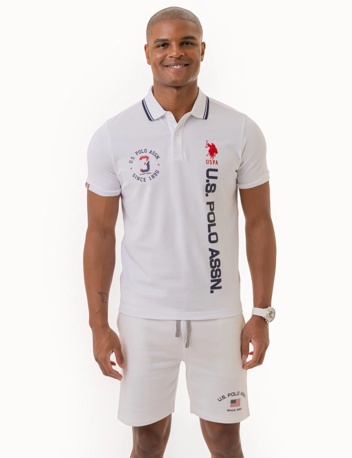 SNAP CLOSURE VERTICAL WORDMARK POLO SHIRT
