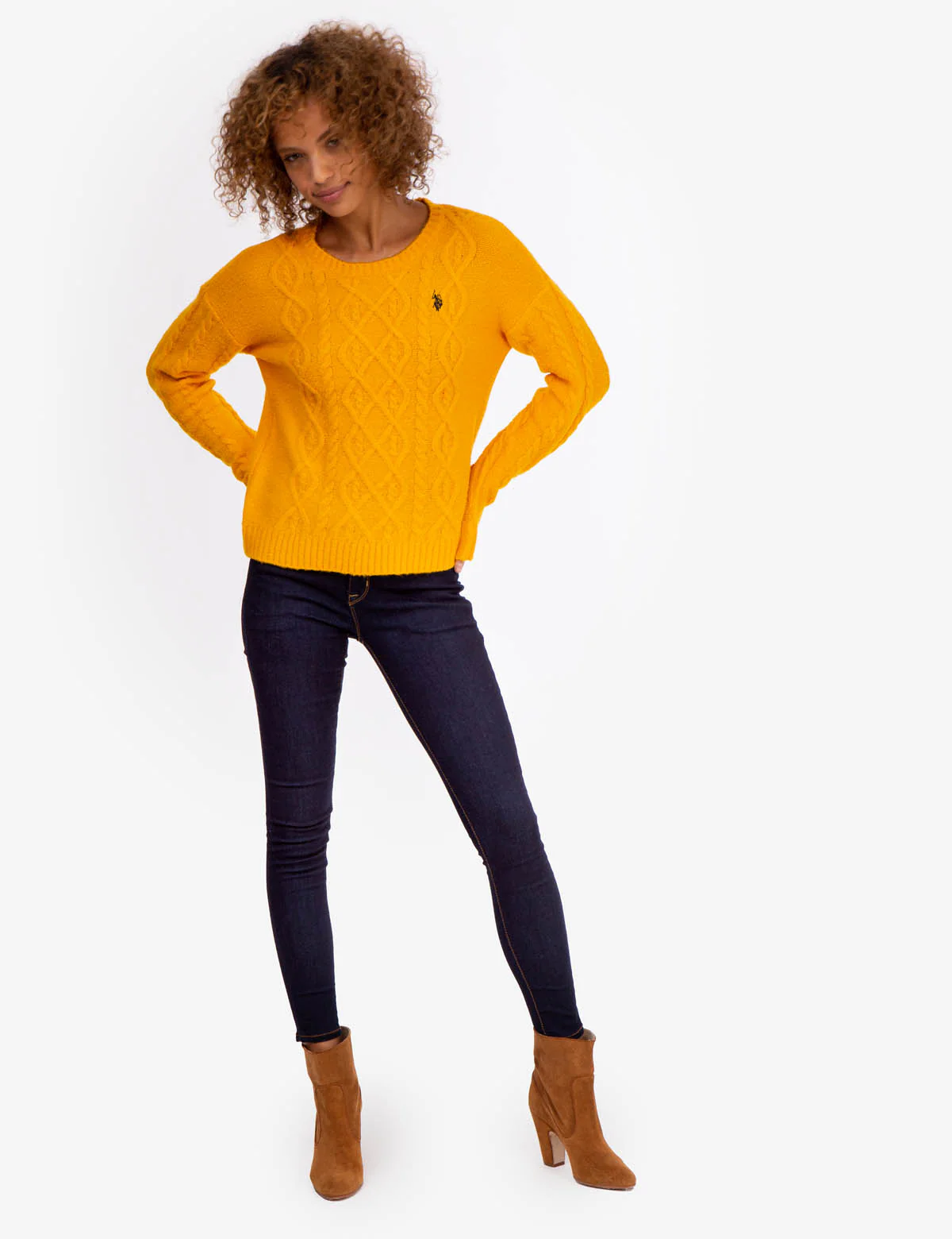 SOFT CABLE CREW NECK SWEATER - Image 10