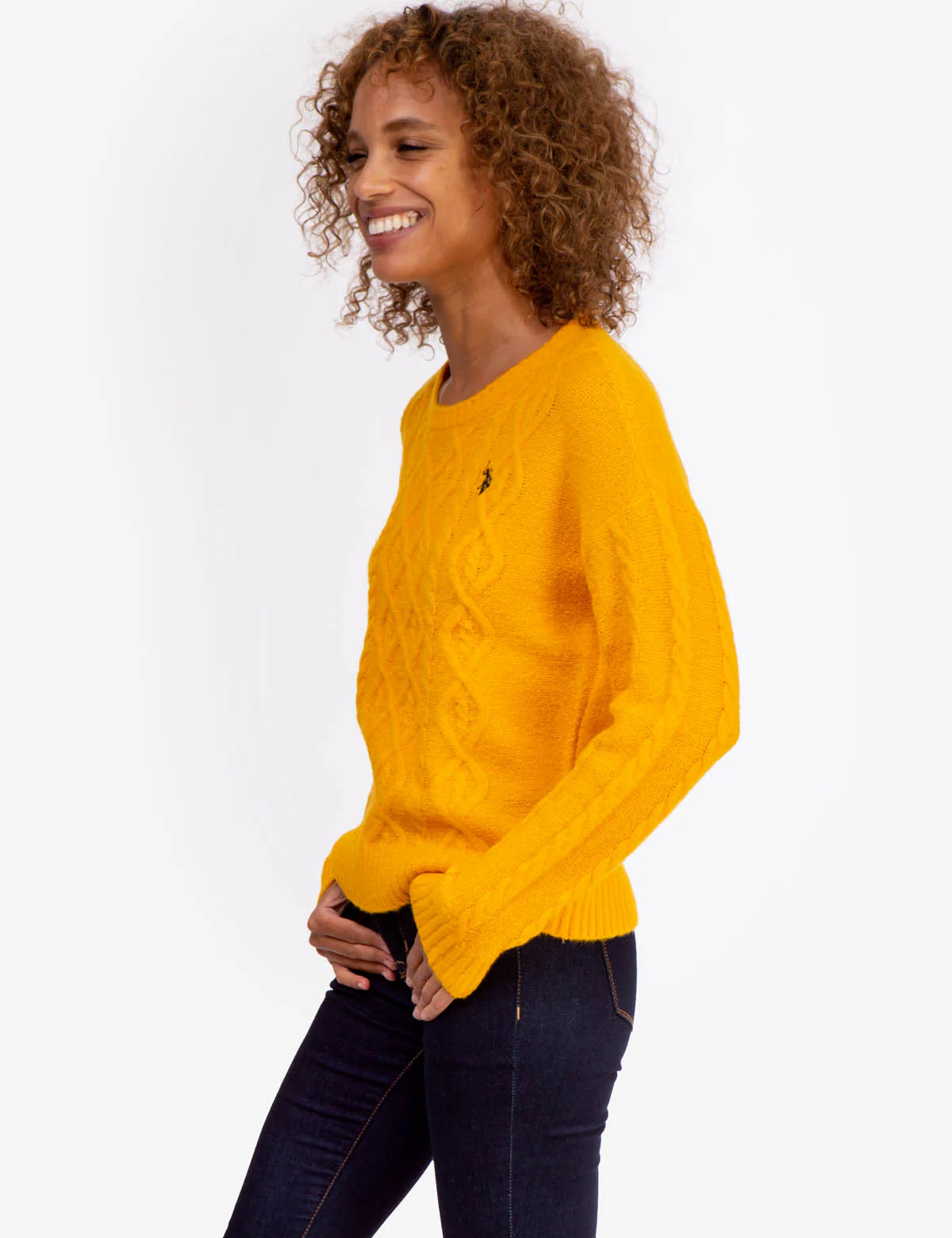 SOFT CABLE CREW NECK SWEATER - Image 11