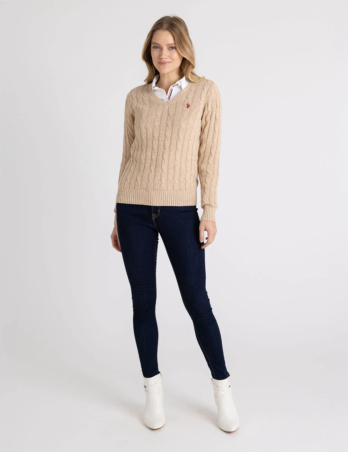 SOFT CABLE V-NECK SWEATER - Image 2