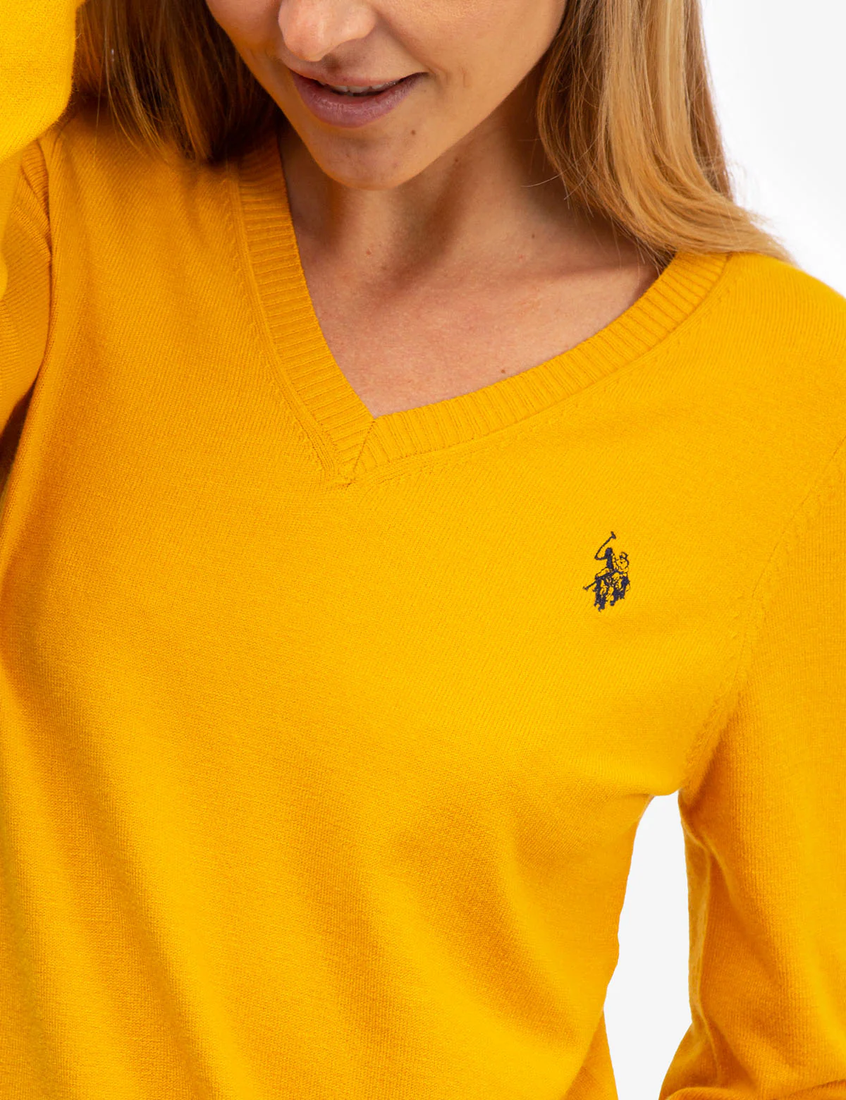 SOFT TOUCH V-NECK SWEATER - Image 13