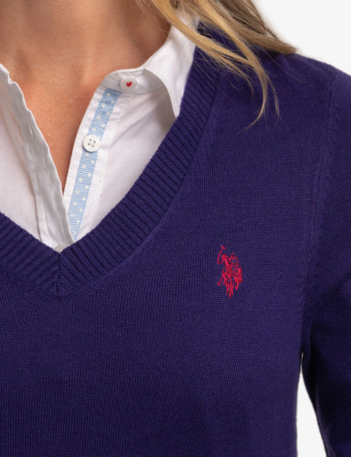 SOFT TOUCH V-NECK SWEATER - Image 3