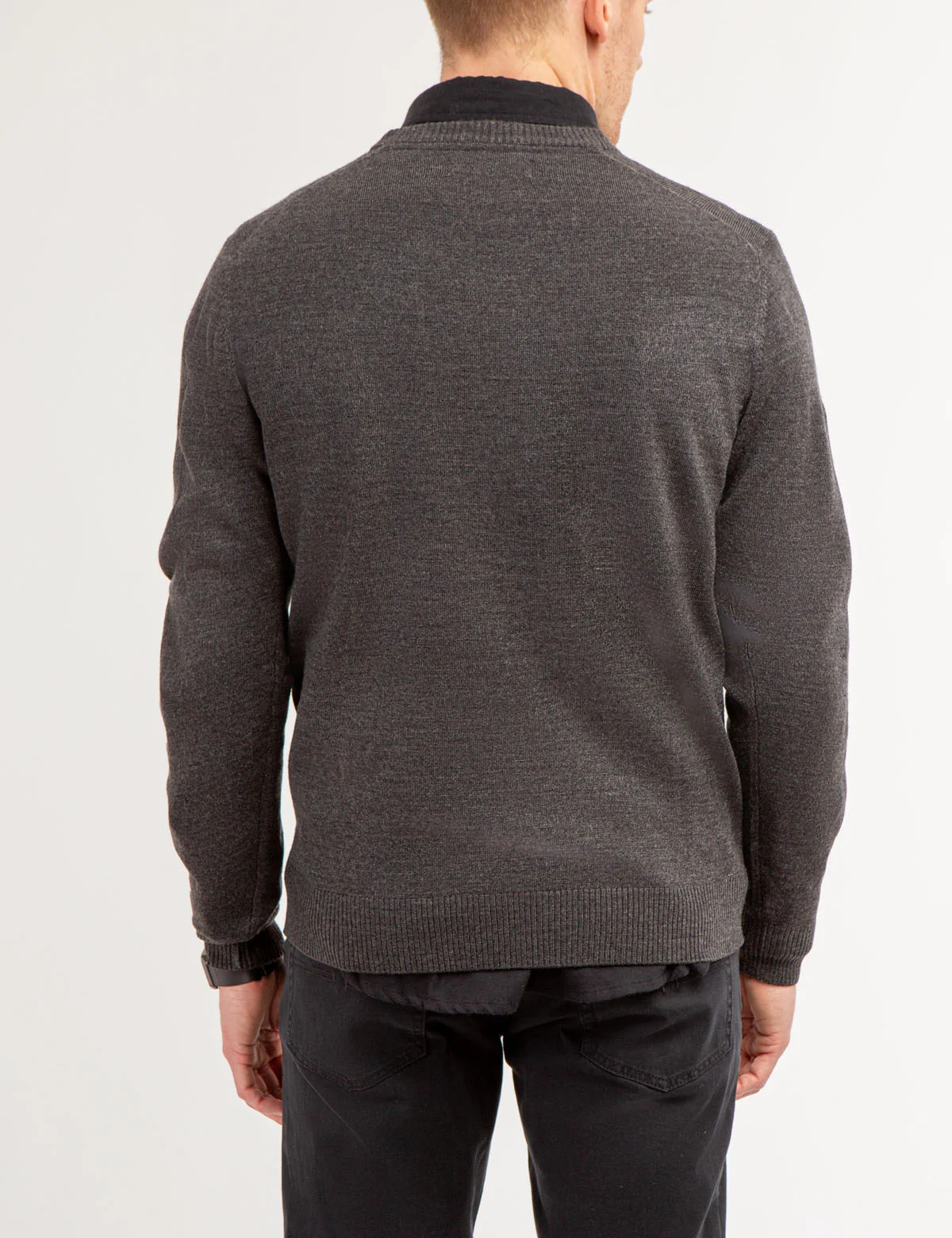 SOFT V-NECK SWEATER - Image 27