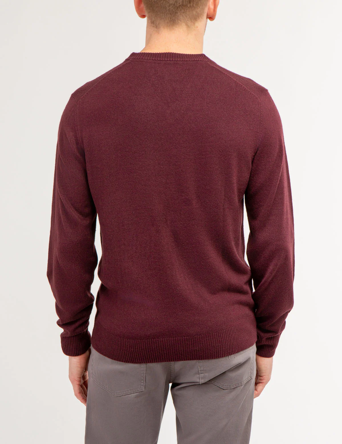 SOFT V-NECK SWEATER - Image 9