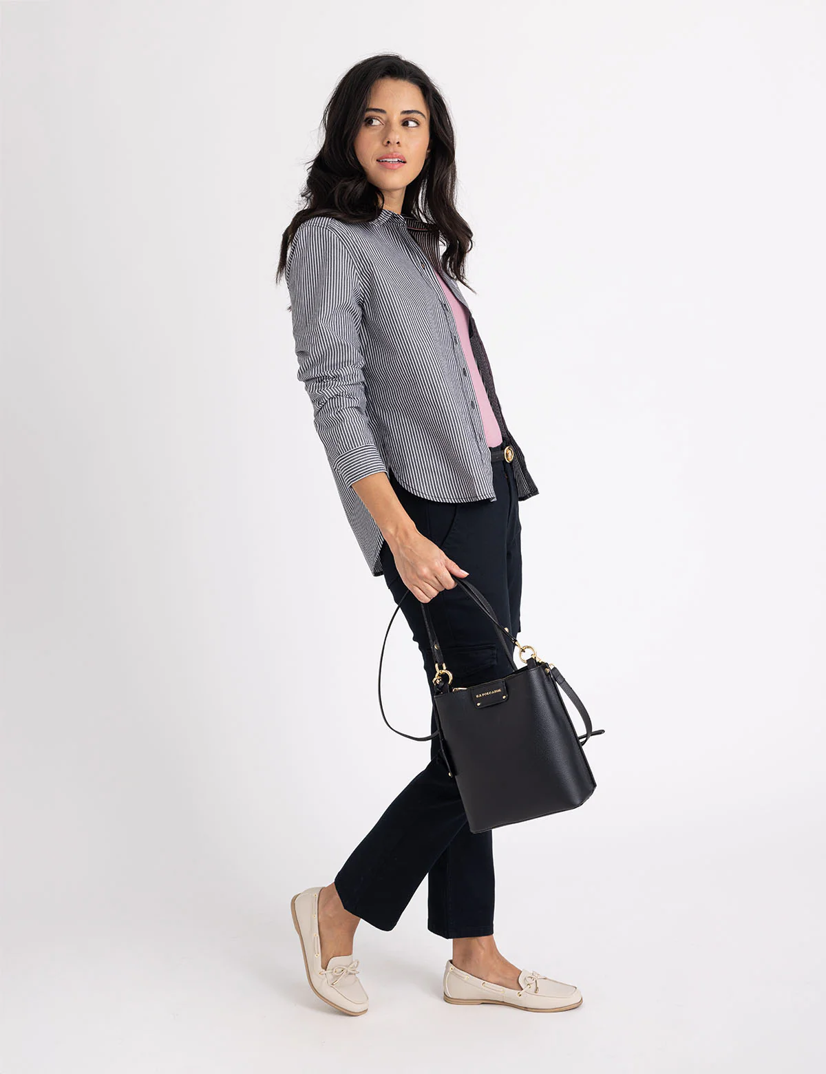 SOLID BUCKET BAG WITH CROSSBODY STRAP - Image 17
