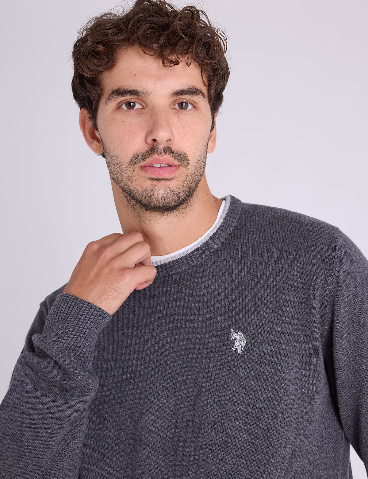 SOLID CREW NECK SWEATER - Image 9