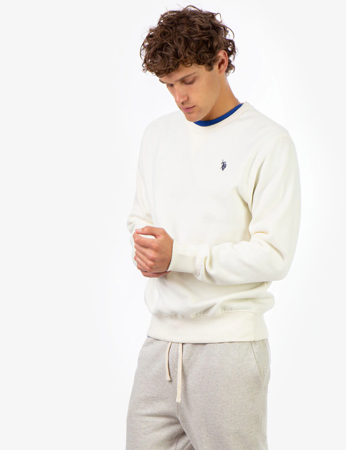 SOLID CREW NECK SWEATSHIRT - Image 3