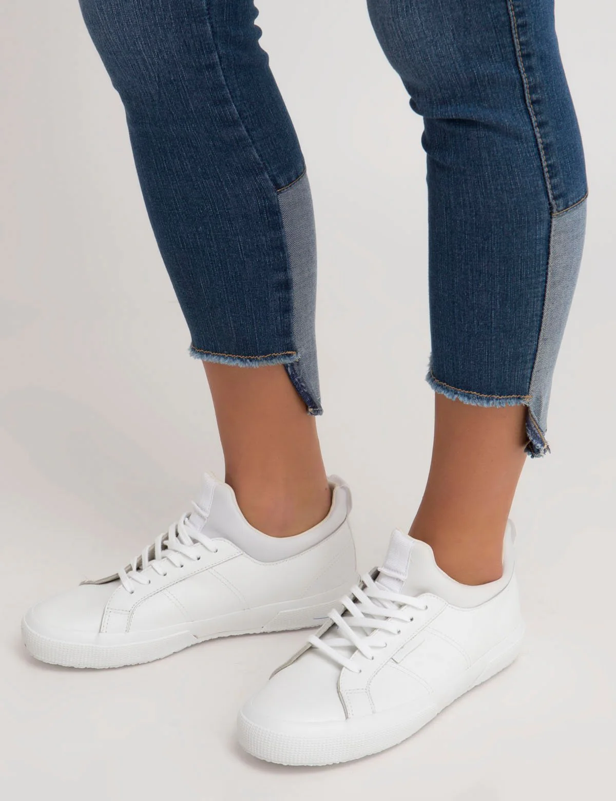 STRETCH MID RISE SKINNY CROP JEANS - Image 4