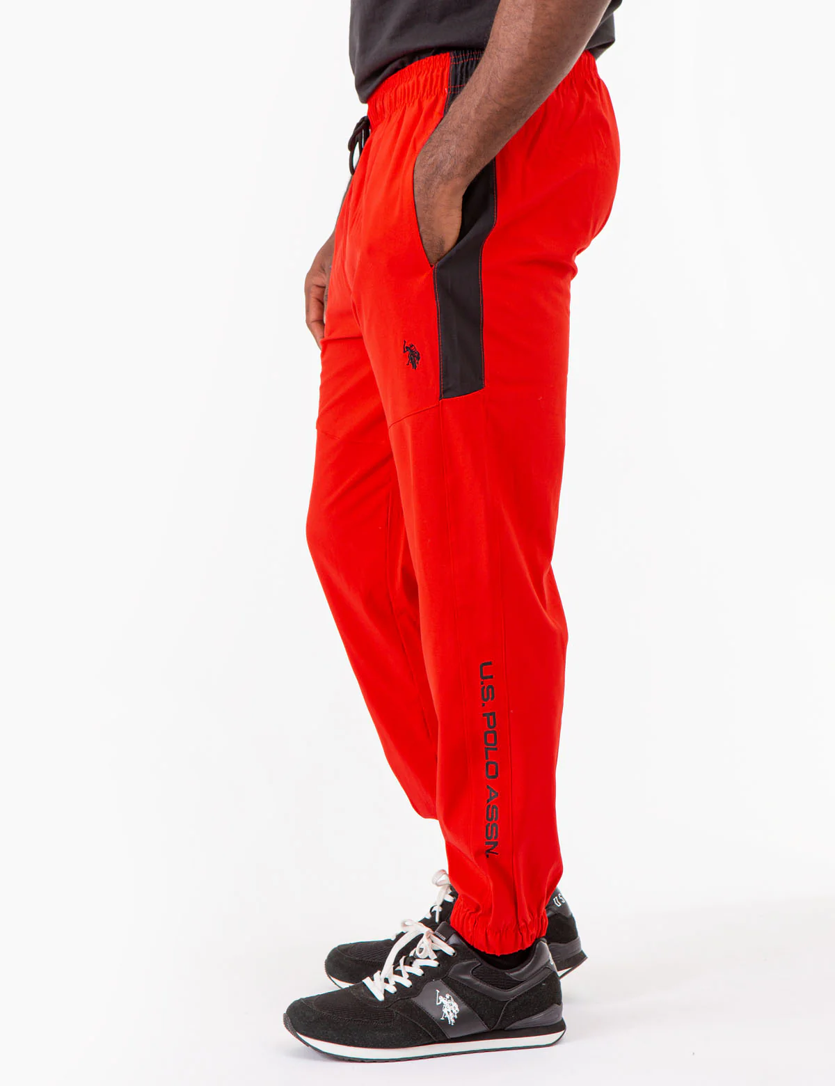 STRETCH WOVEN SIDE STRIPE JOGGER
