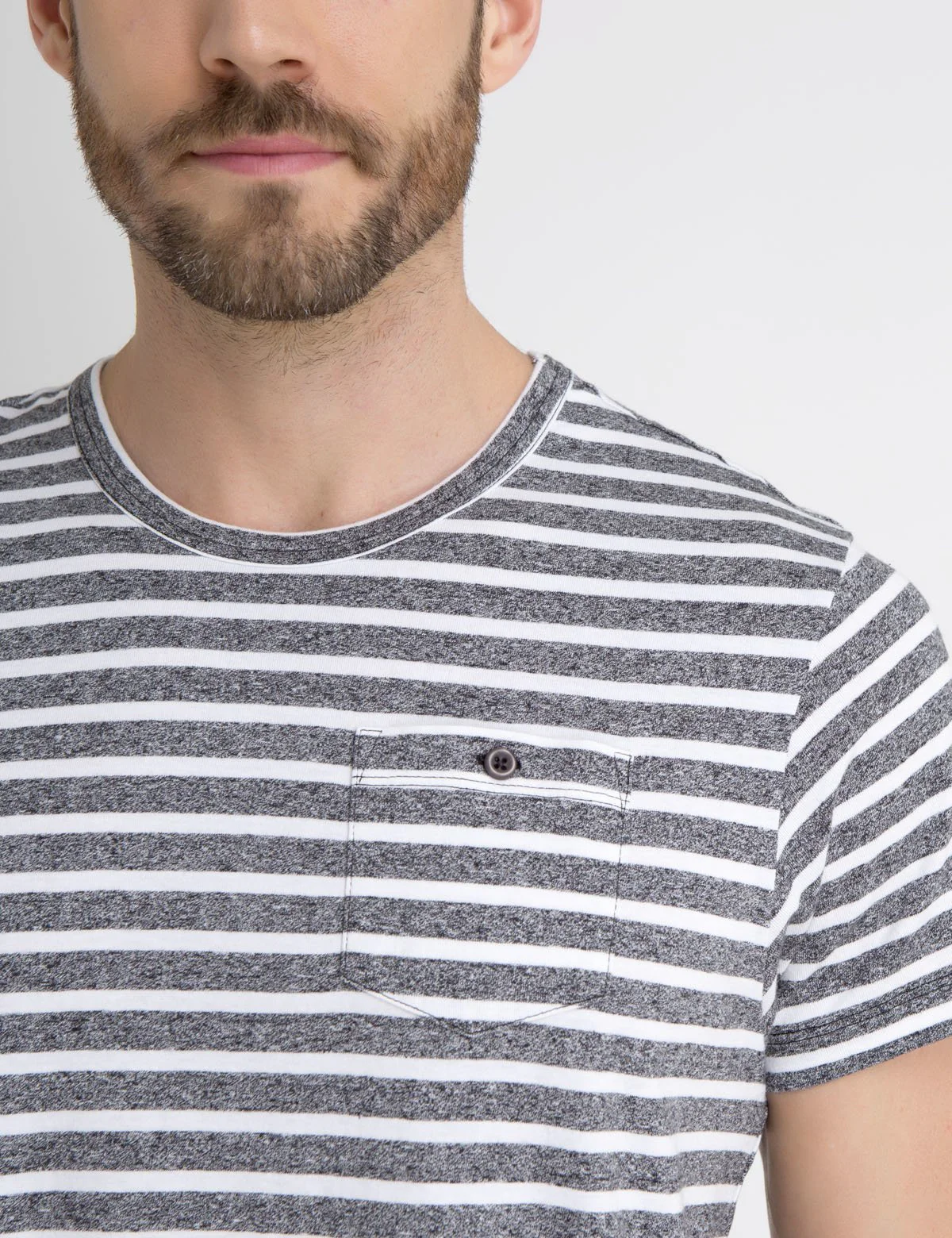STRIPED POCKET T-SHIRT - Image 4