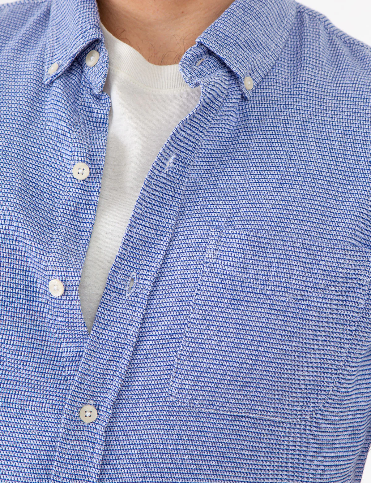 TEXTURED WEAVE SHORT SLEEVE SHIRT WITH POCKET - Image 2